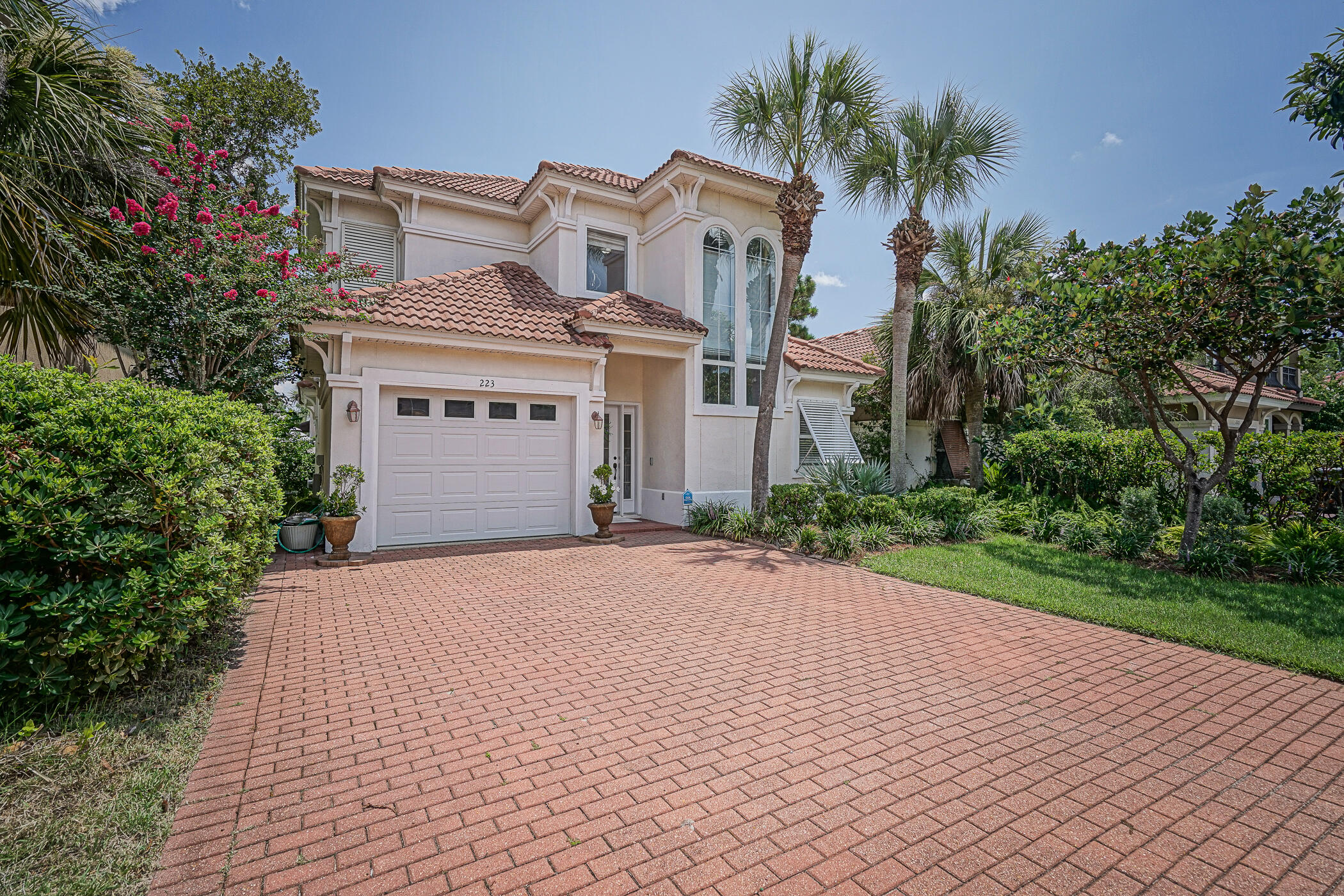 CALUSA BAY S/D - Residential