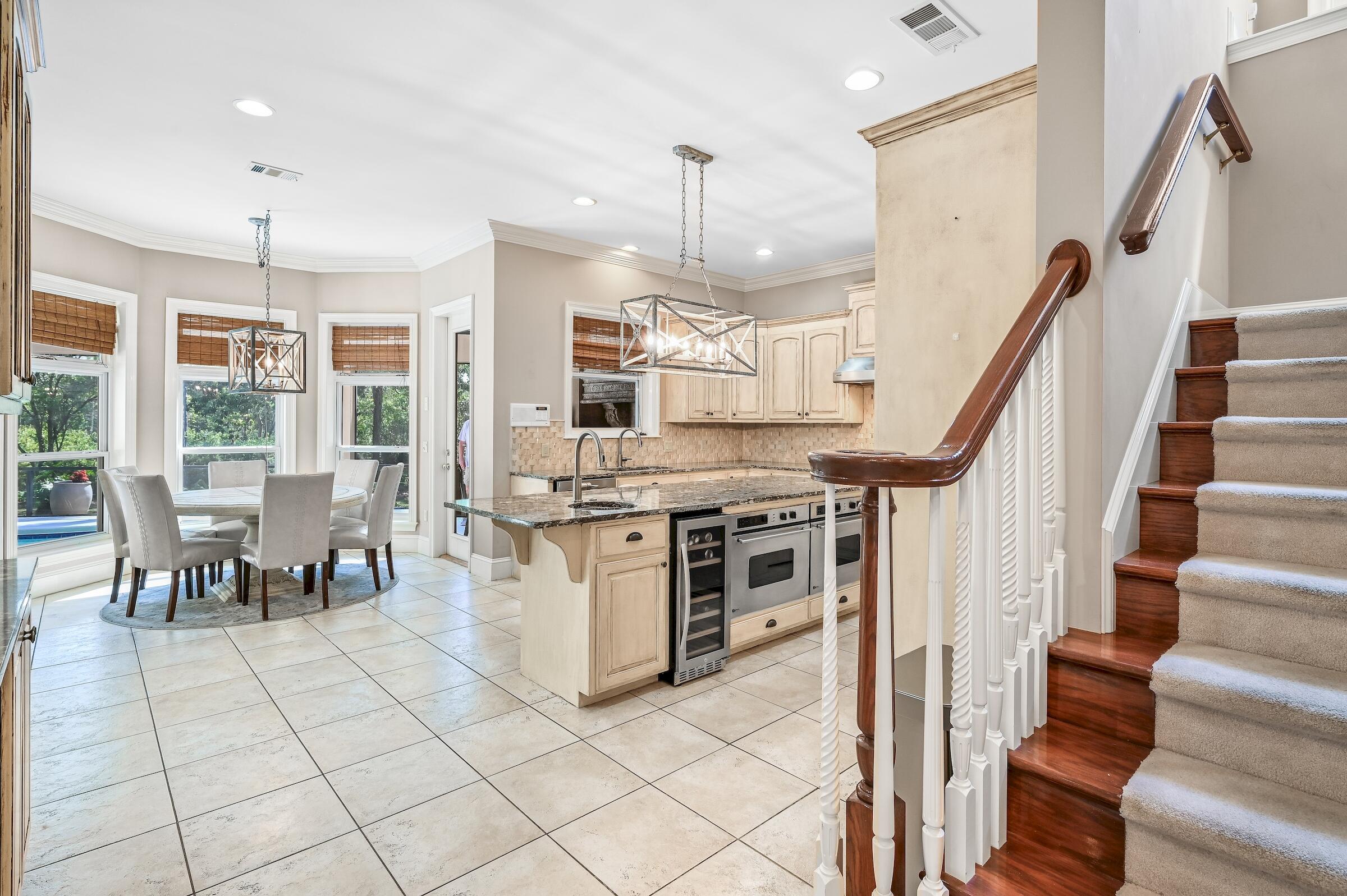 REGATTA BAY - Residential