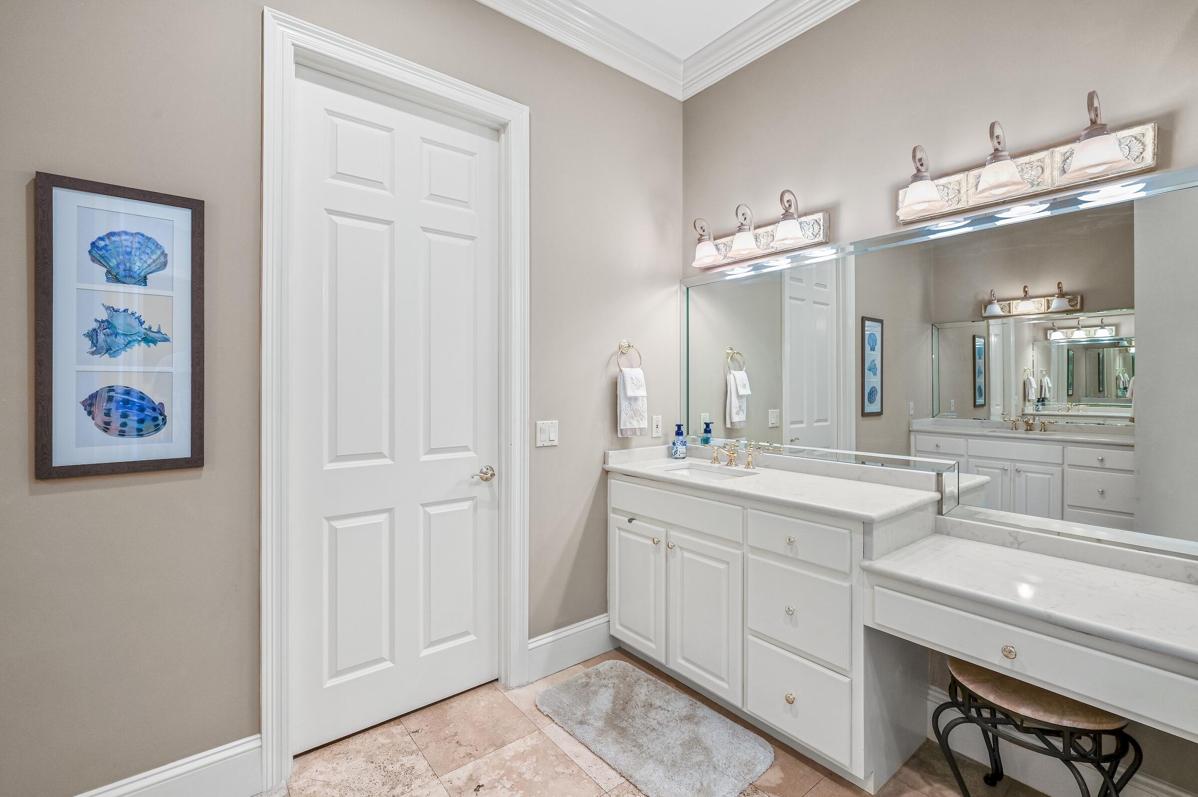 REGATTA BAY - Residential
