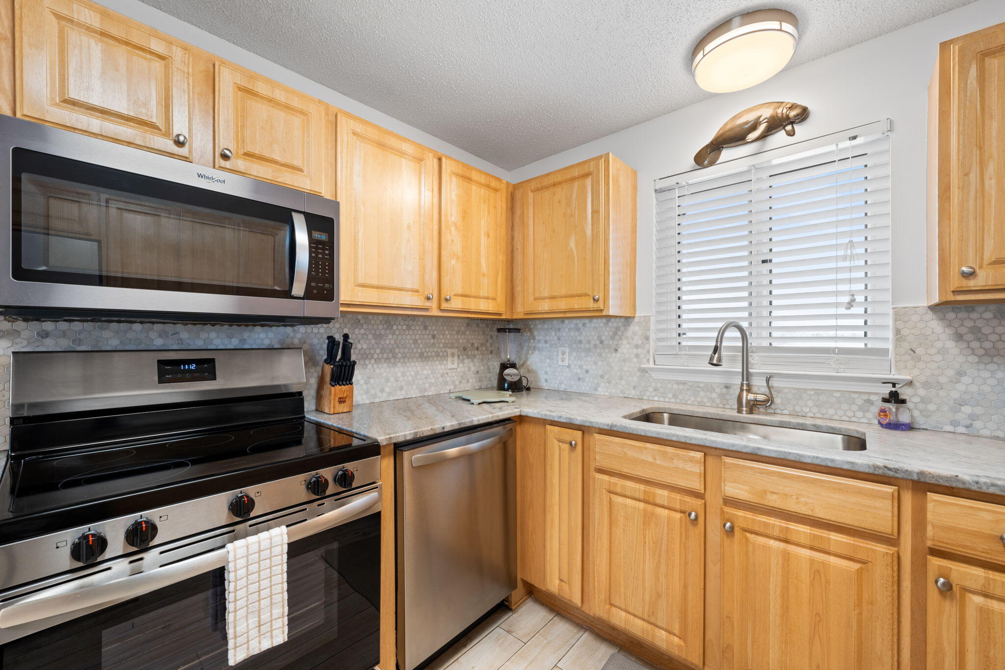 SANDY KEY CONDO - Residential