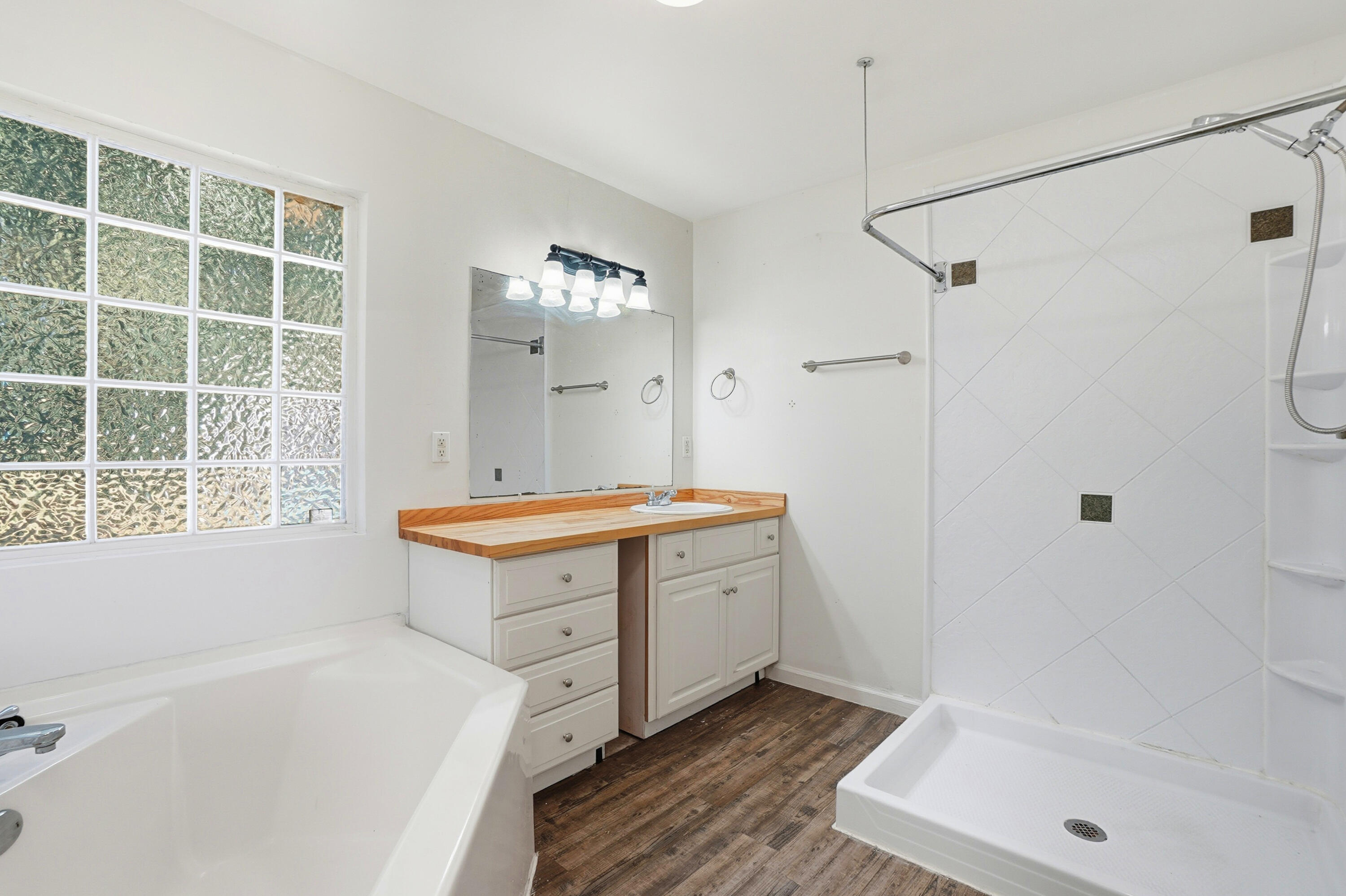 Magnolia Baye - Residential