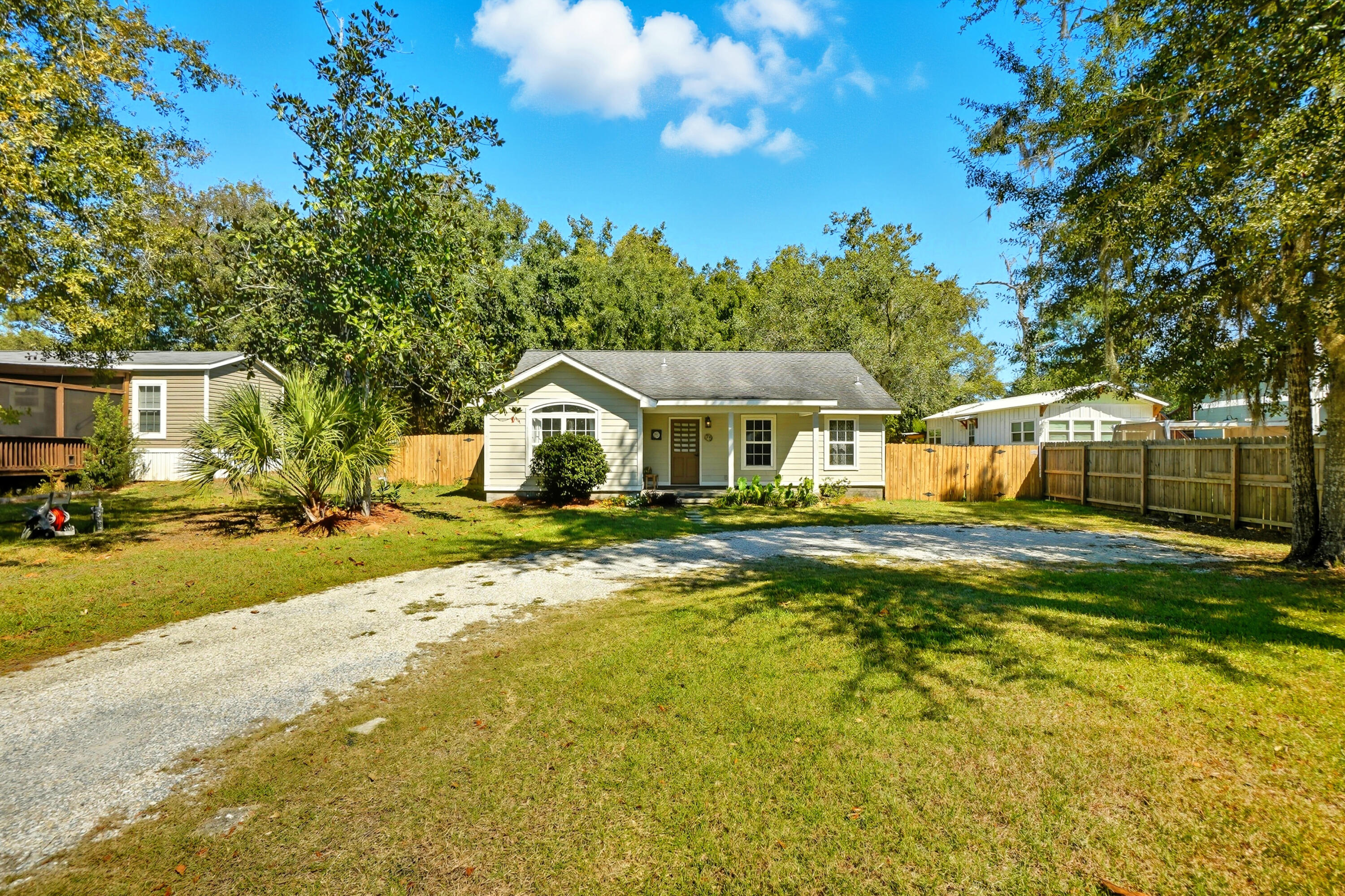 Magnolia Baye - Residential