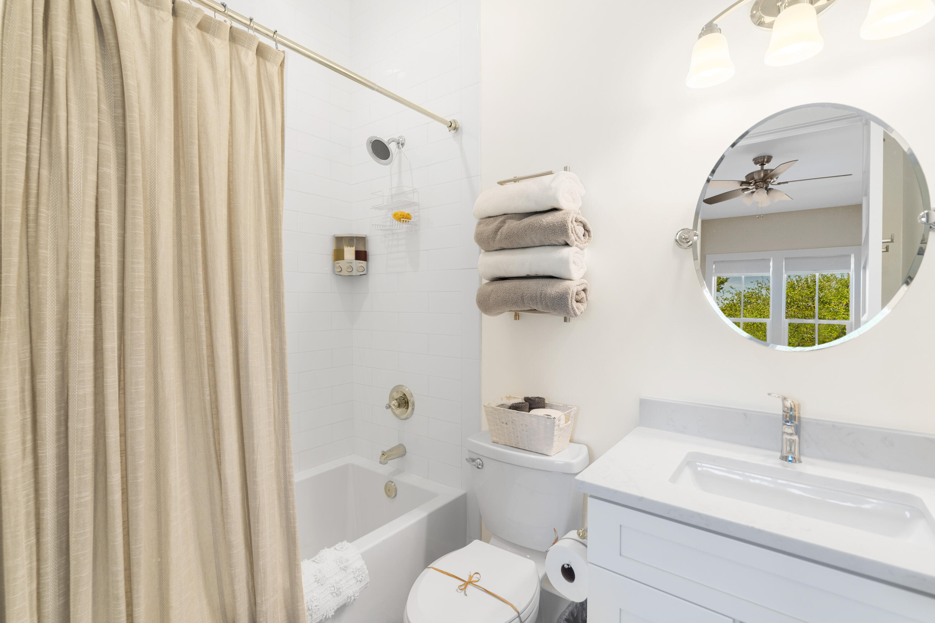 POMPANO PLACE - Residential