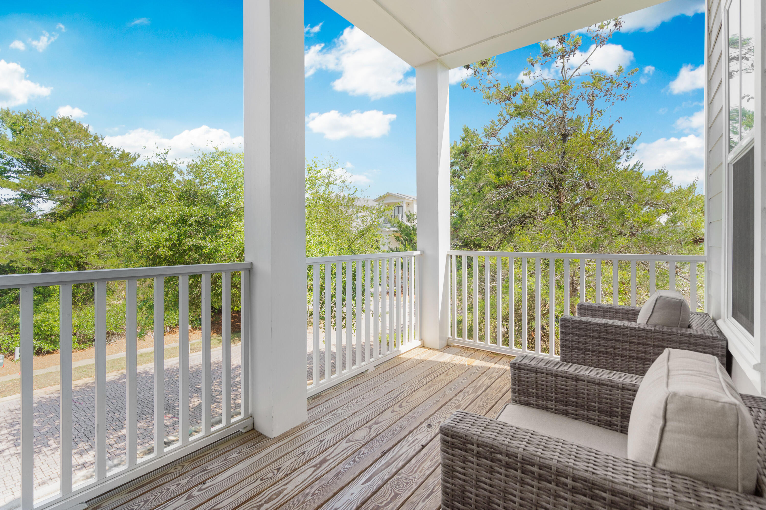 POMPANO PLACE - Residential