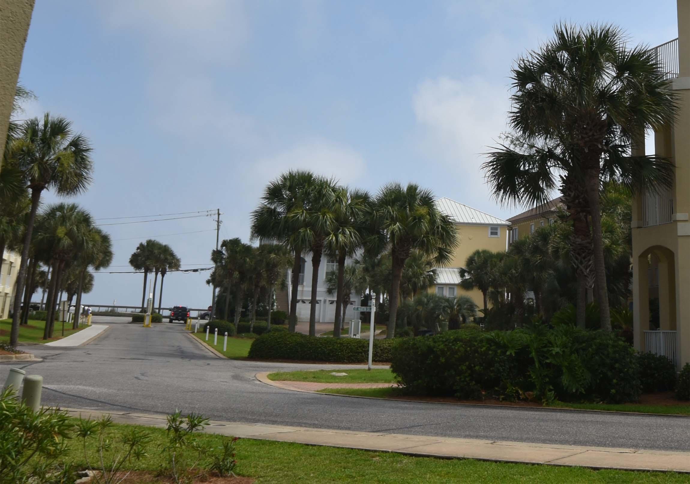 MARAVILLA CONDO 2 - Residential