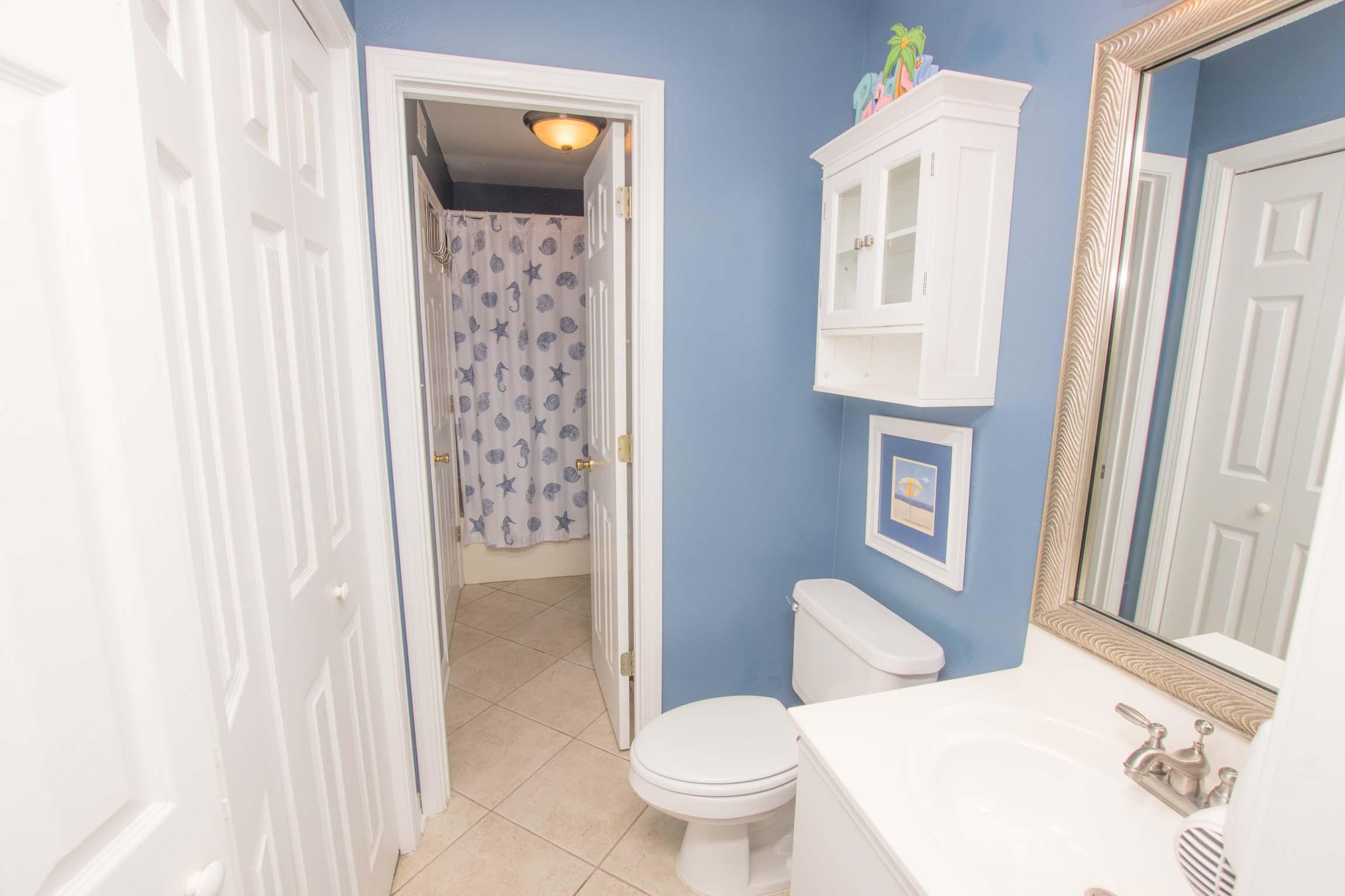 MARAVILLA CONDO 2 - Residential