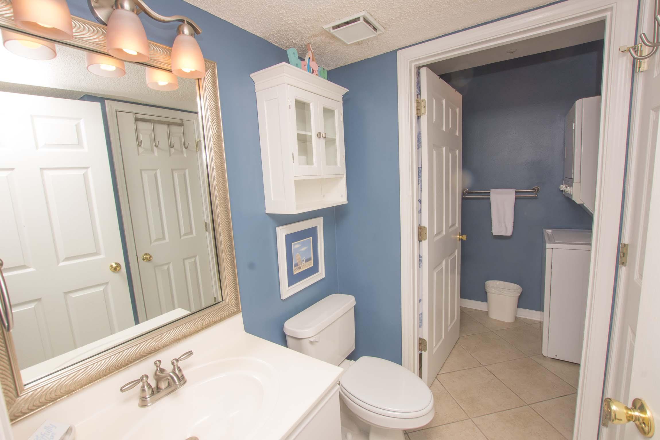 MARAVILLA CONDO 2 - Residential