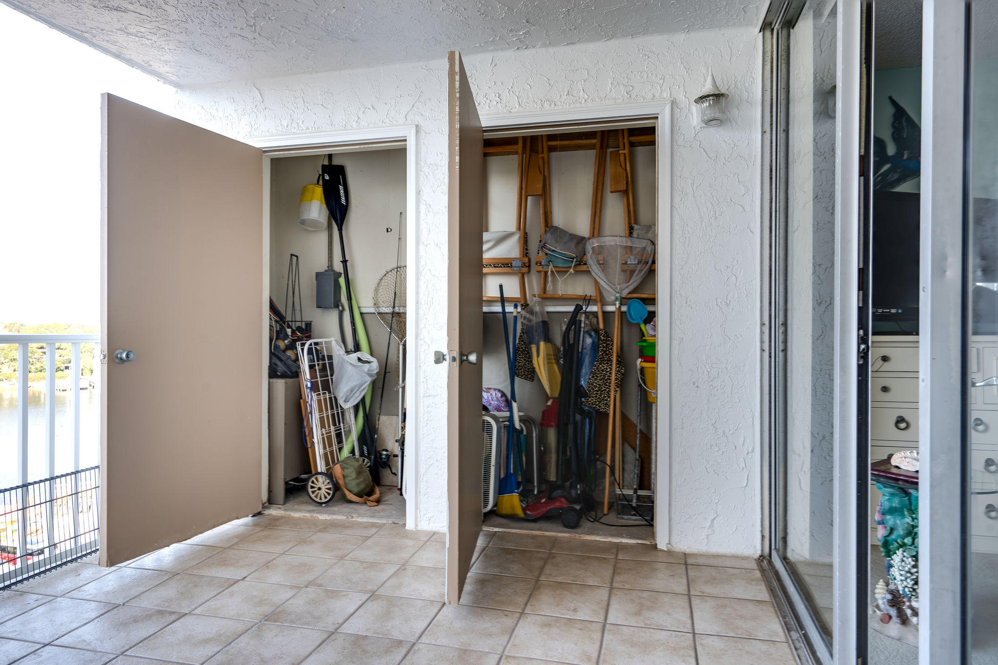 DOLPHIN POINT CONDO - Residential