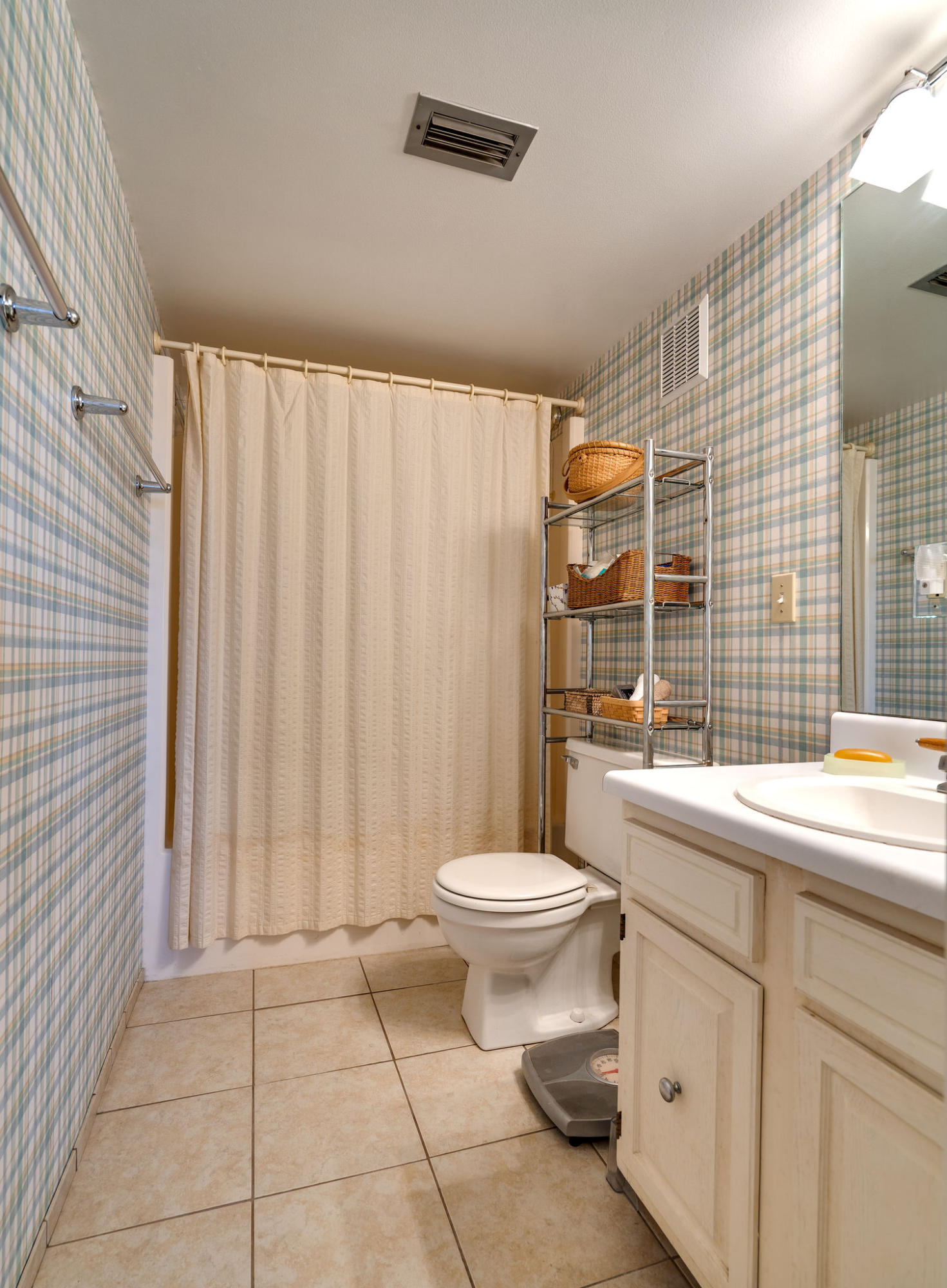 DOLPHIN POINT CONDO - Residential