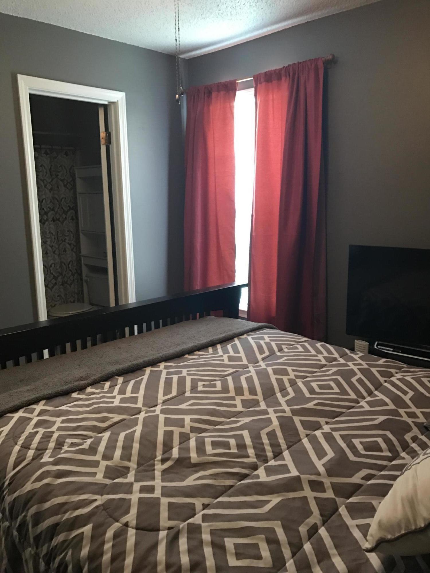 BEACONS BEND SOUTH - Residential