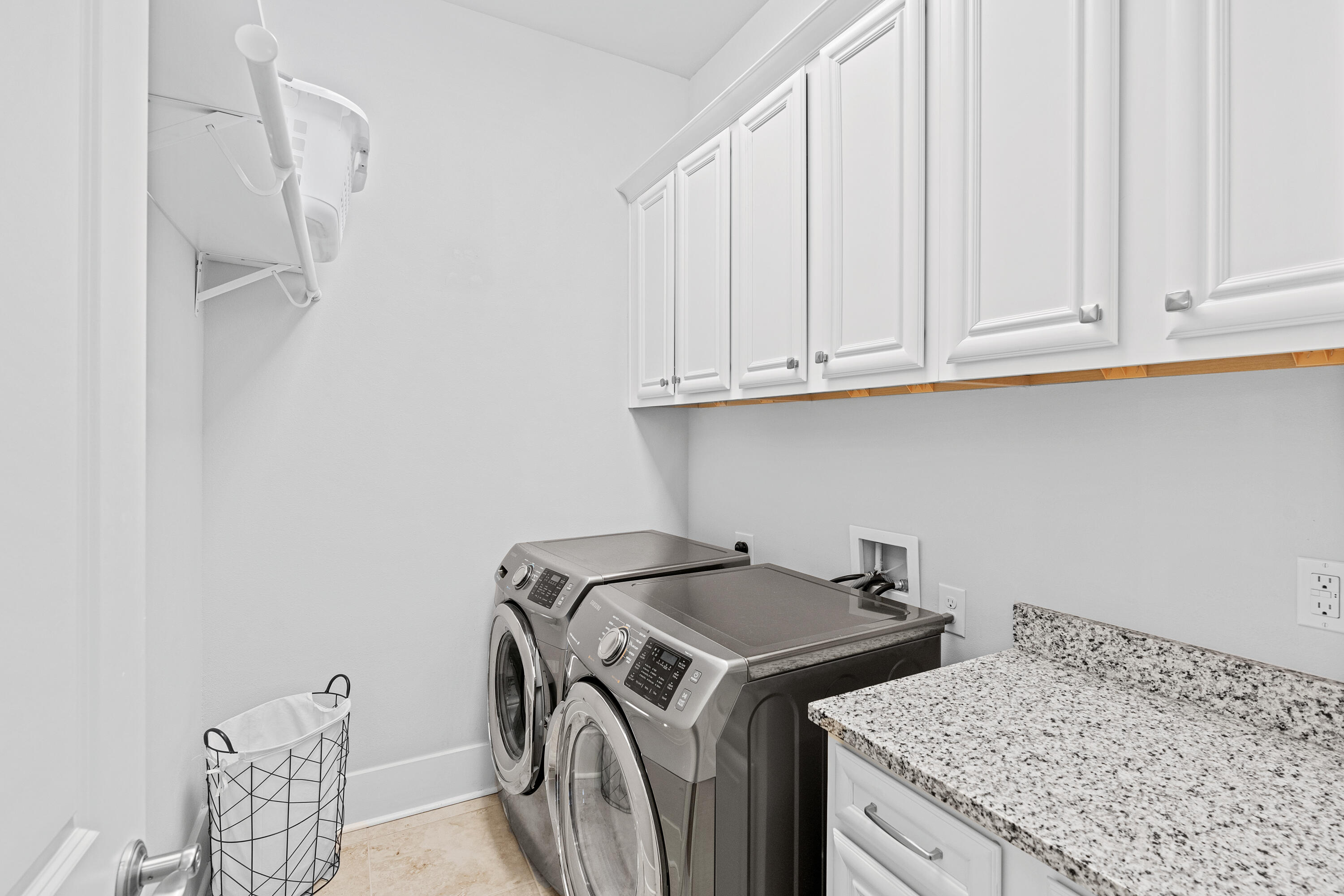 Paradise Cove - Residential Lease