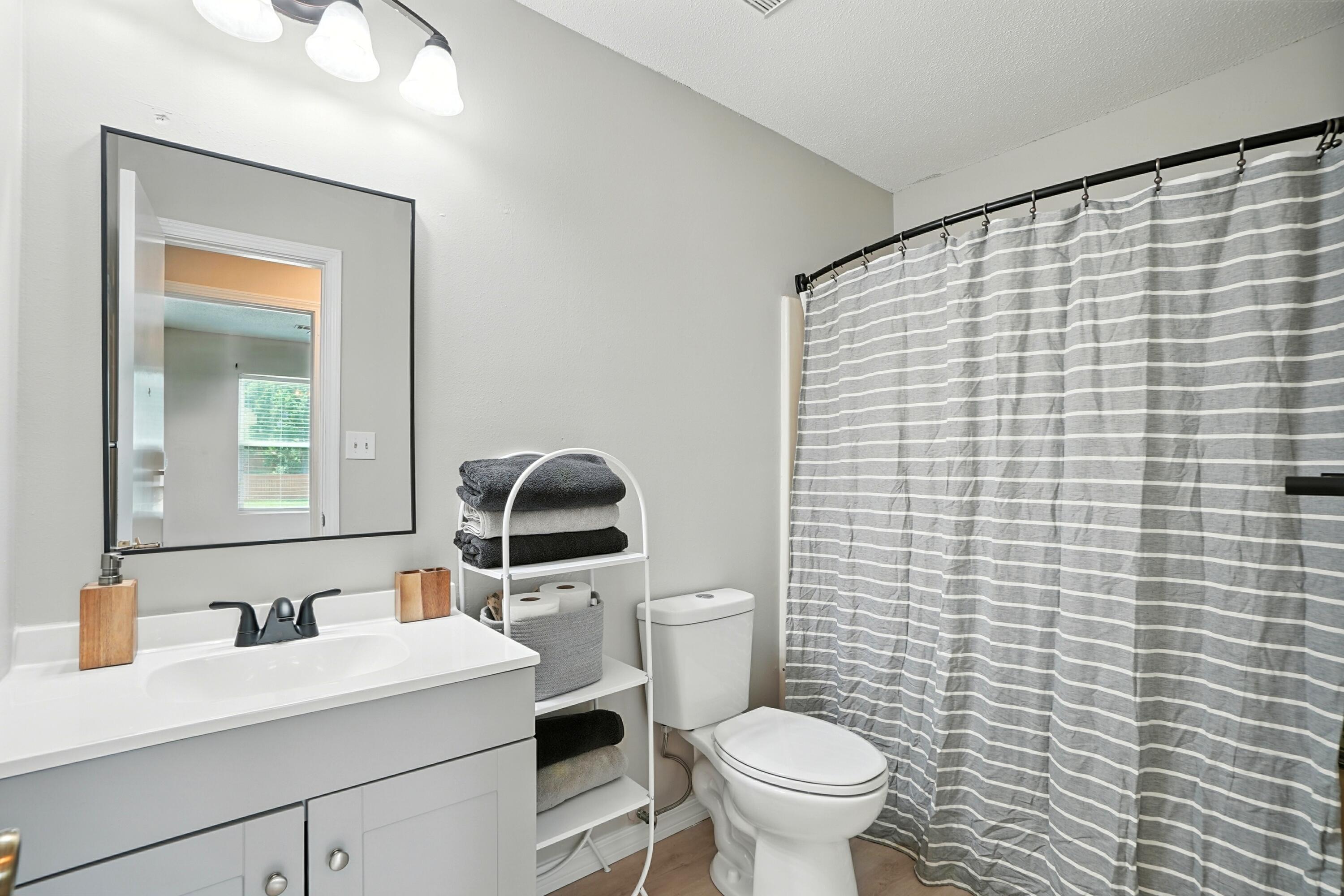 LANTERN RIDGE S/D PH II LOT 3 - Residential