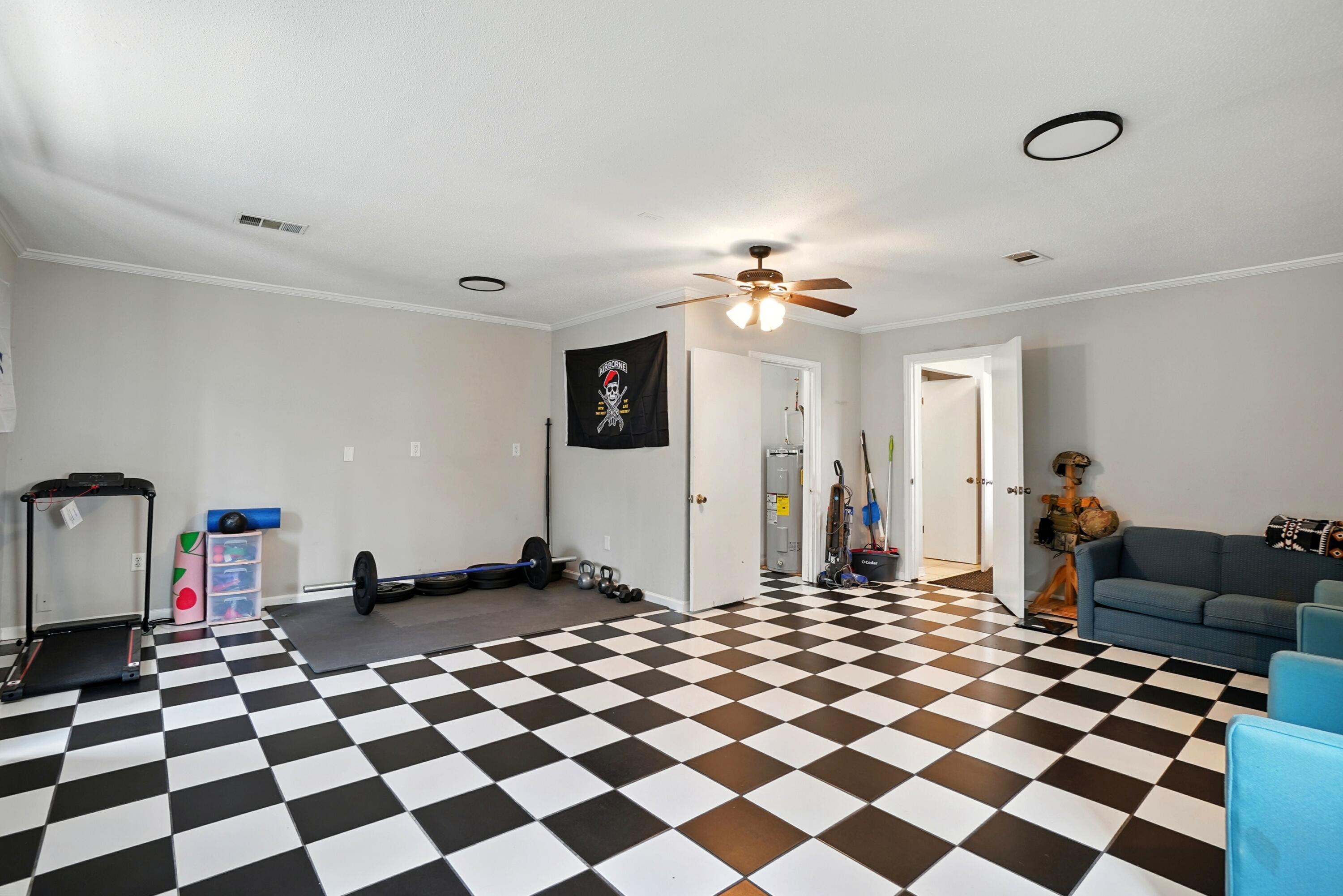 LANTERN RIDGE S/D PH II LOT 3 - Residential