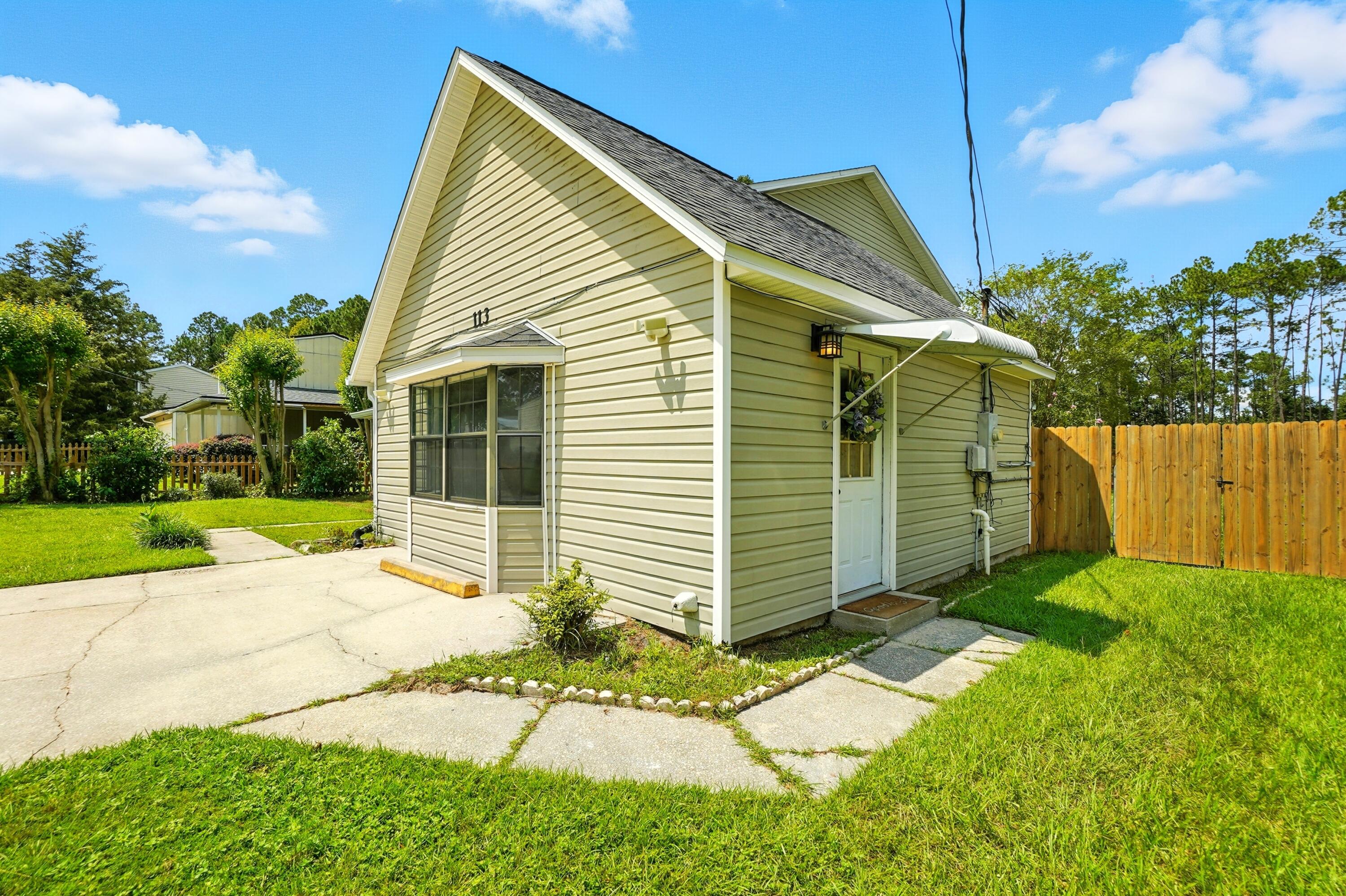 LANTERN RIDGE S/D PH II LOT 3 - Residential