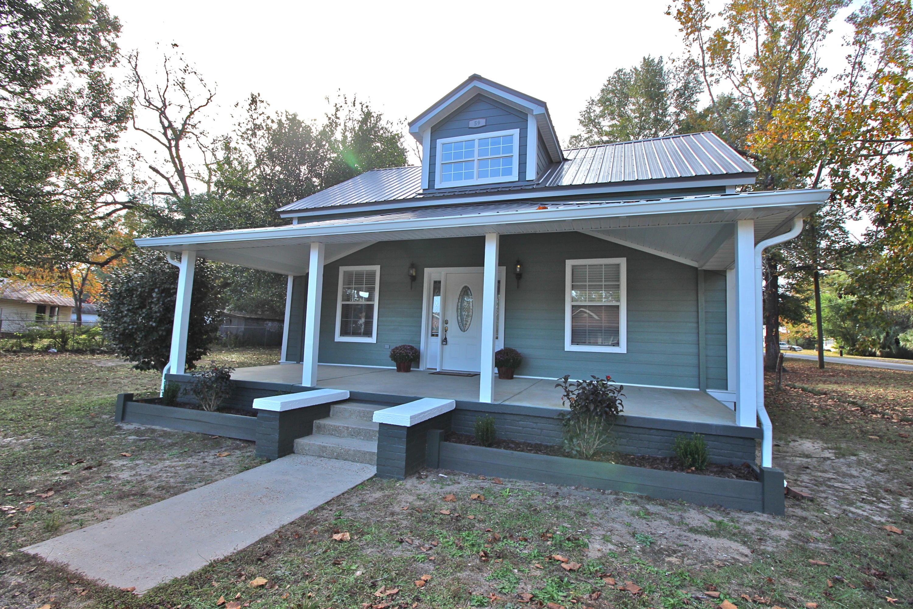 TOWN OF DEFUNIAK SPRINGS - Residential