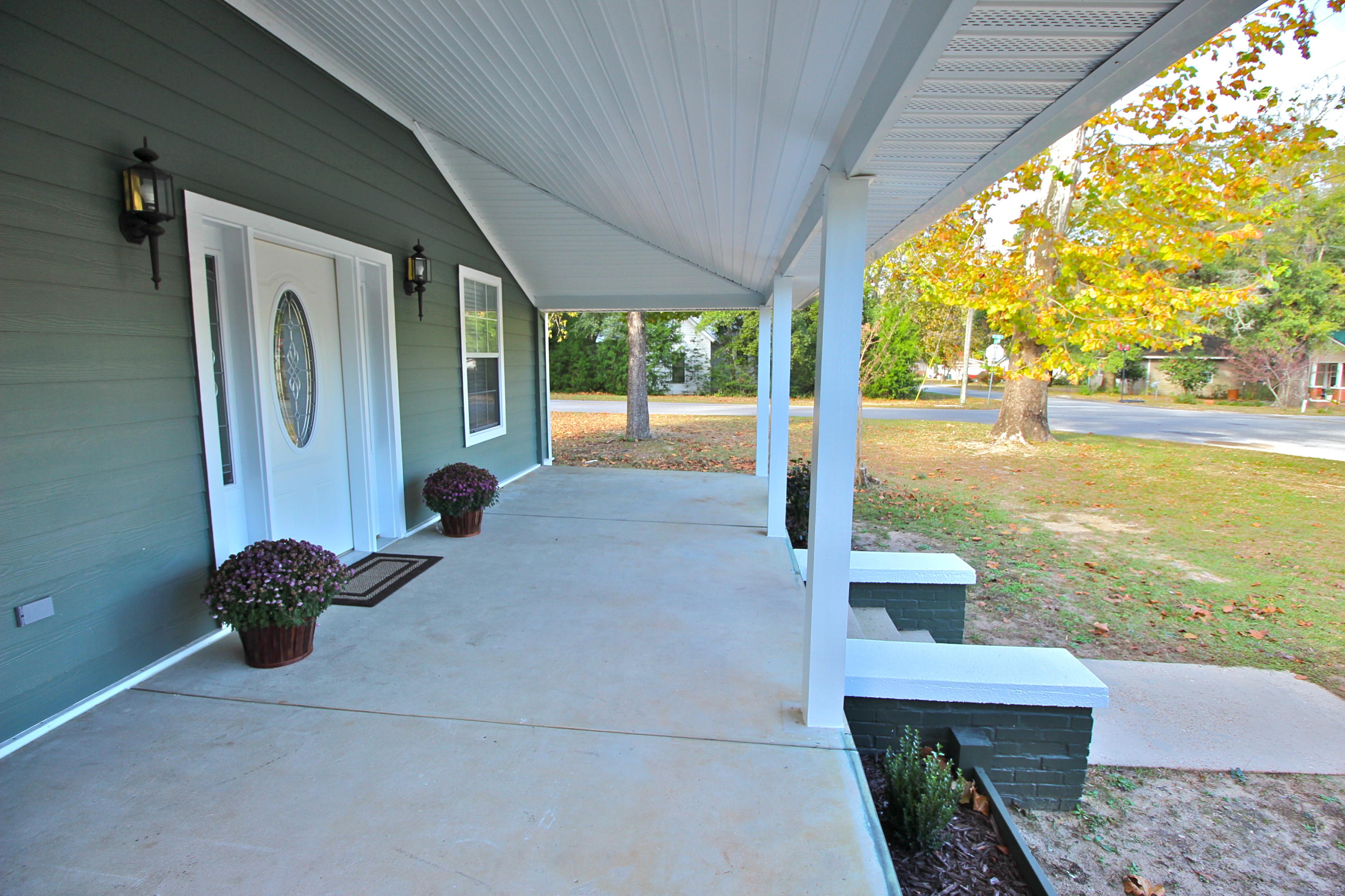 TOWN OF DEFUNIAK SPRINGS - Residential