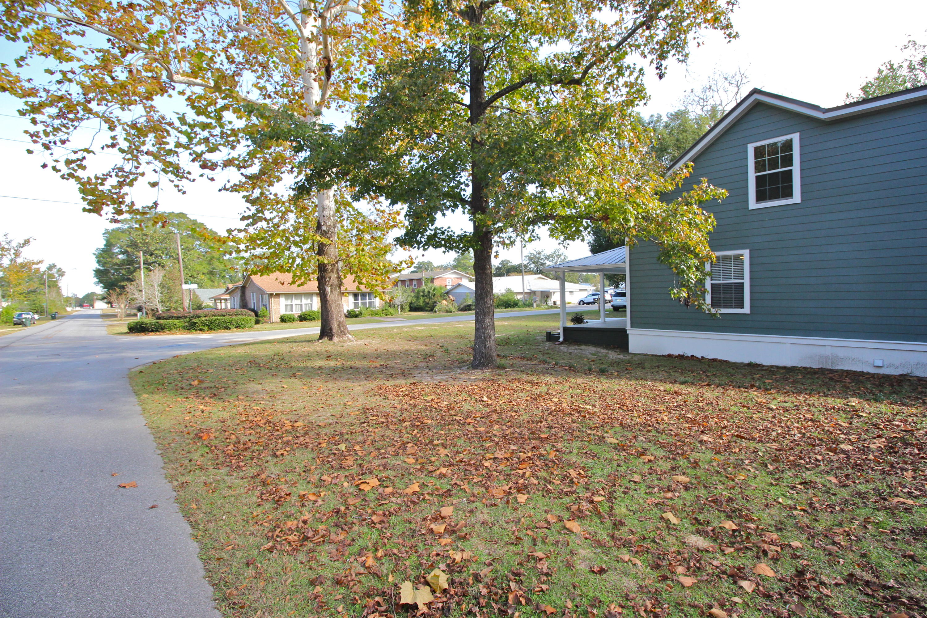 TOWN OF DEFUNIAK SPRINGS - Residential