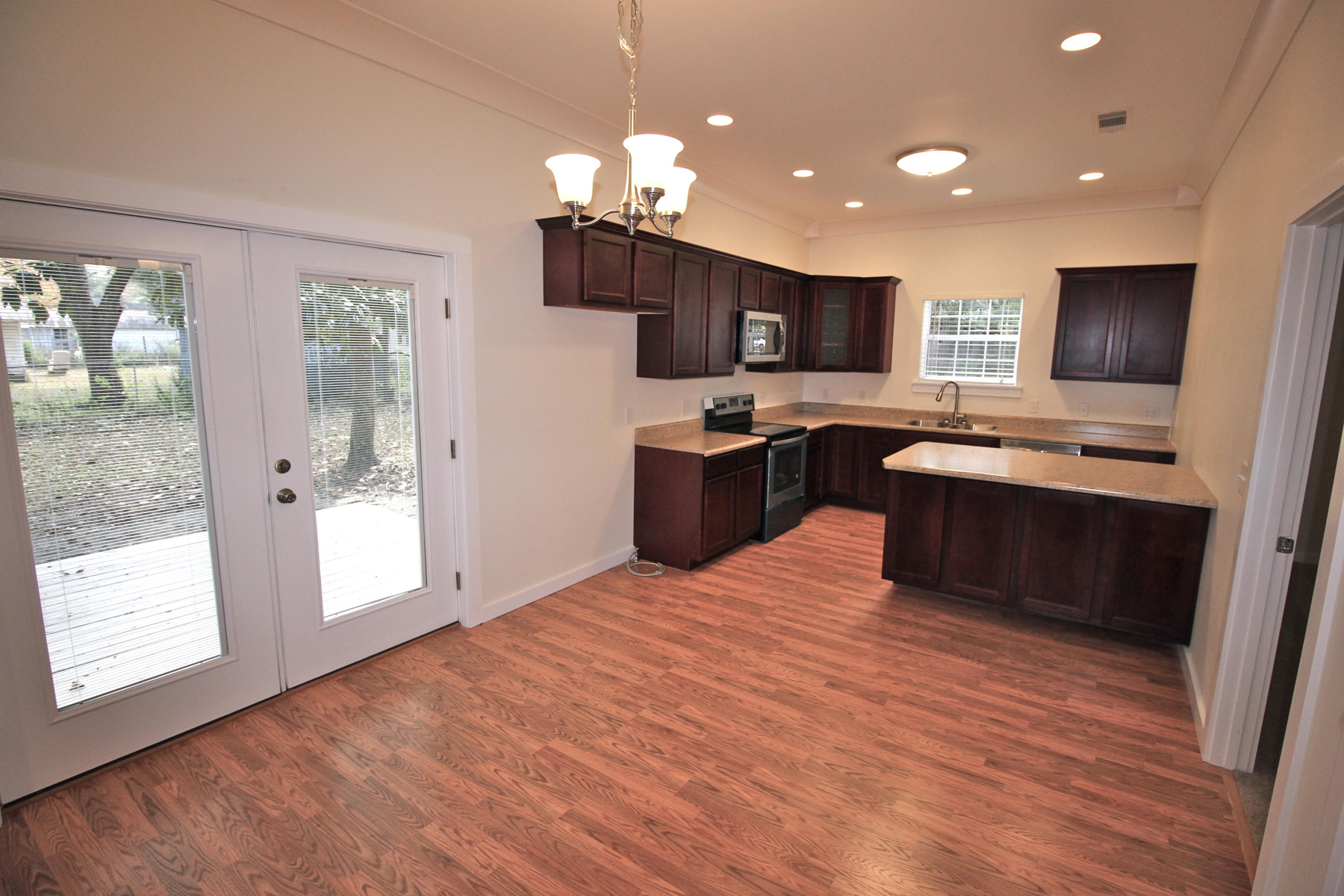 TOWN OF DEFUNIAK SPRINGS - Residential