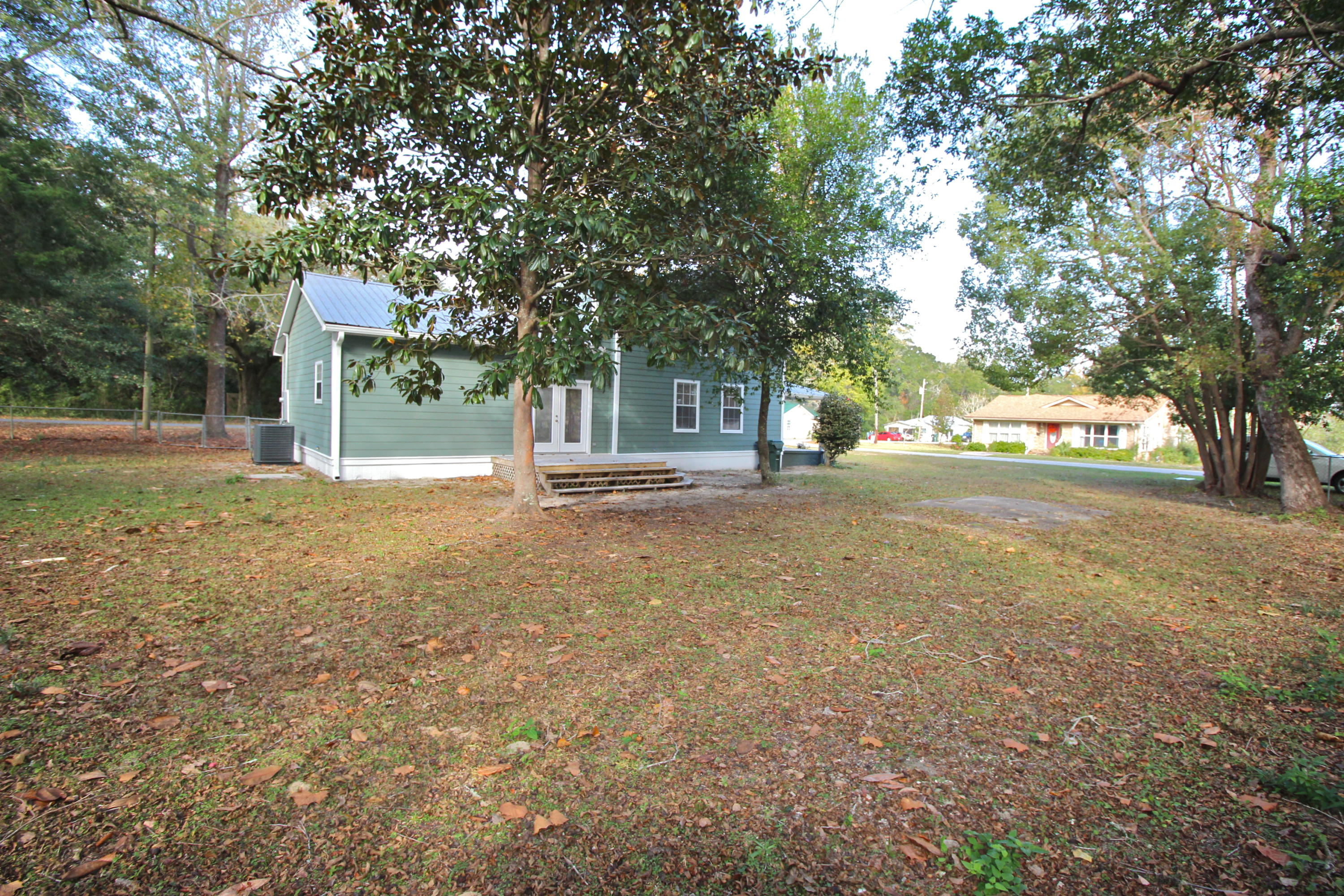 TOWN OF DEFUNIAK SPRINGS - Residential