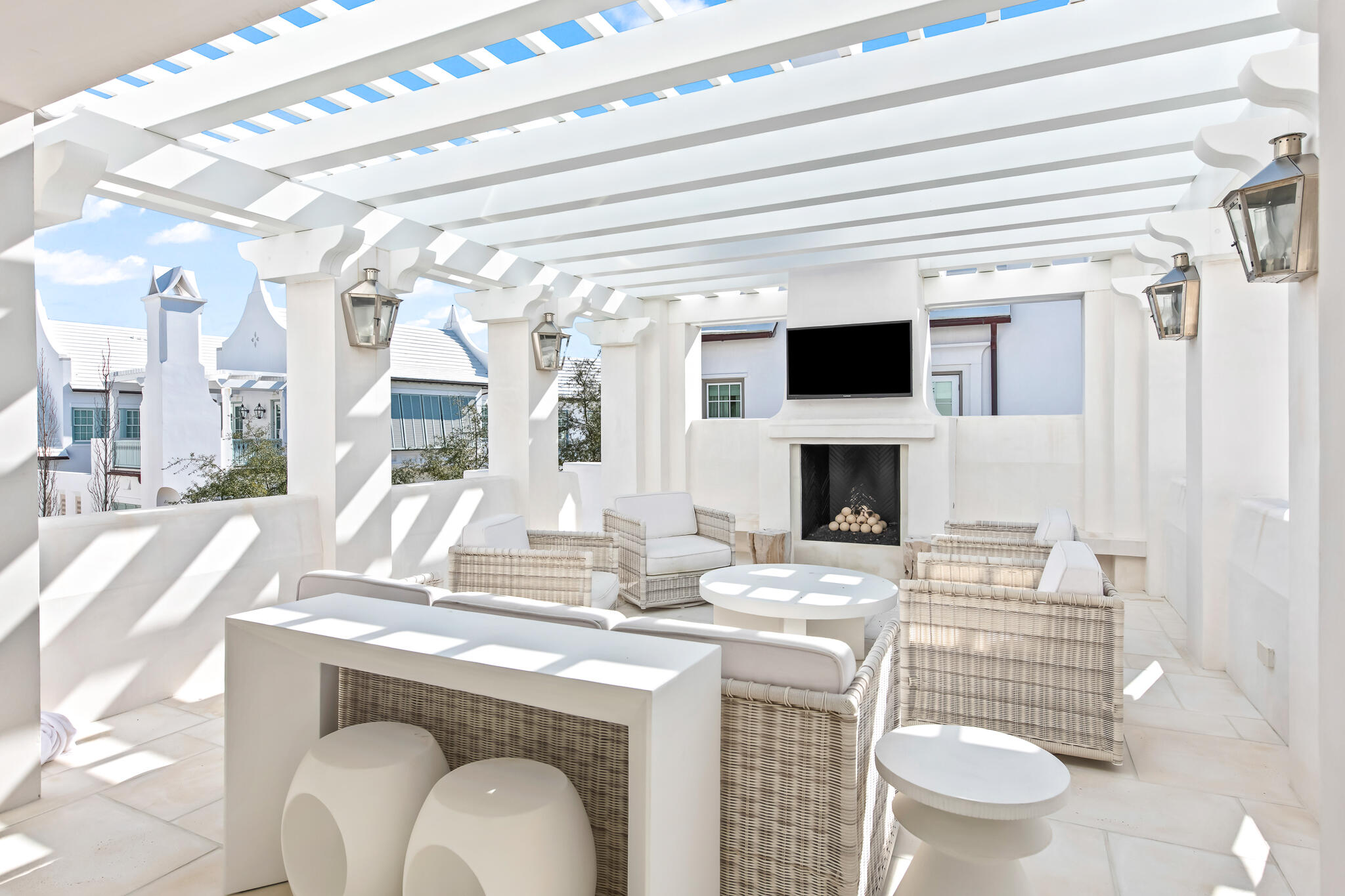 ALYS BEACH - Residential