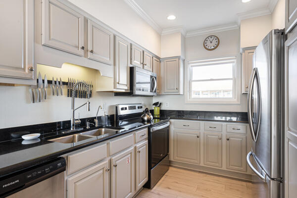 NO RECORDED PROJECT - Residential