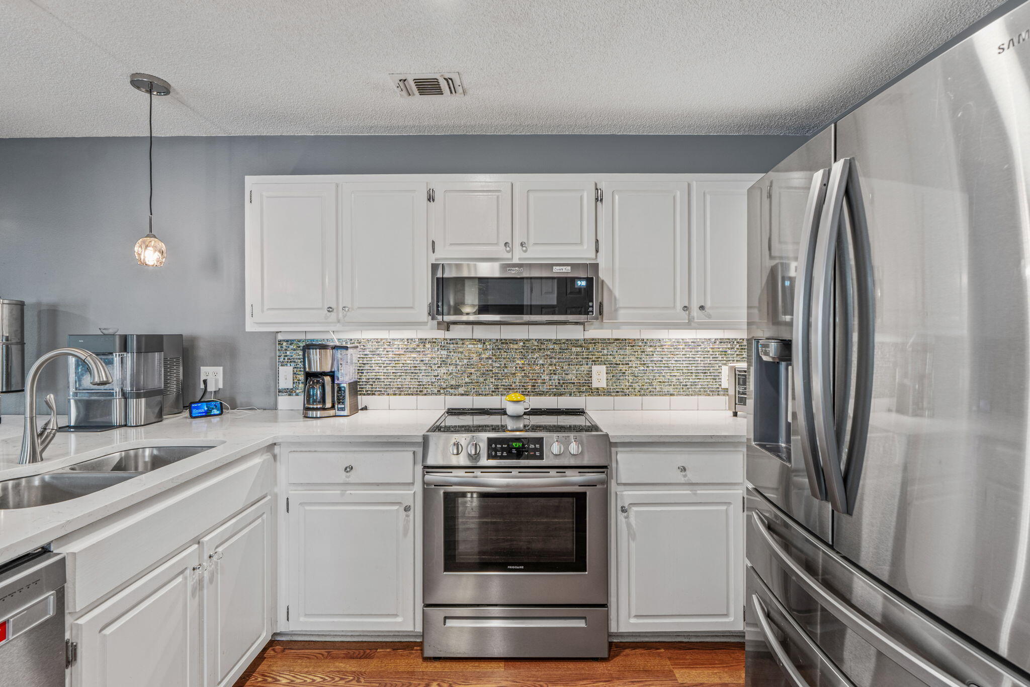 IVALEA GARDENS - Residential