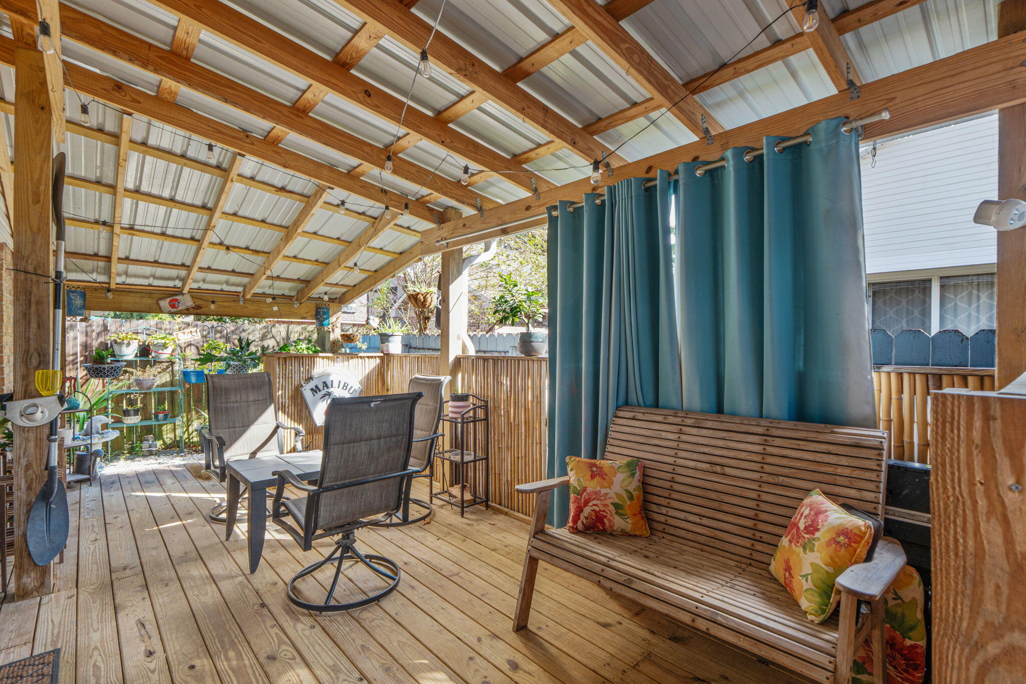 IVALEA GARDENS - Residential