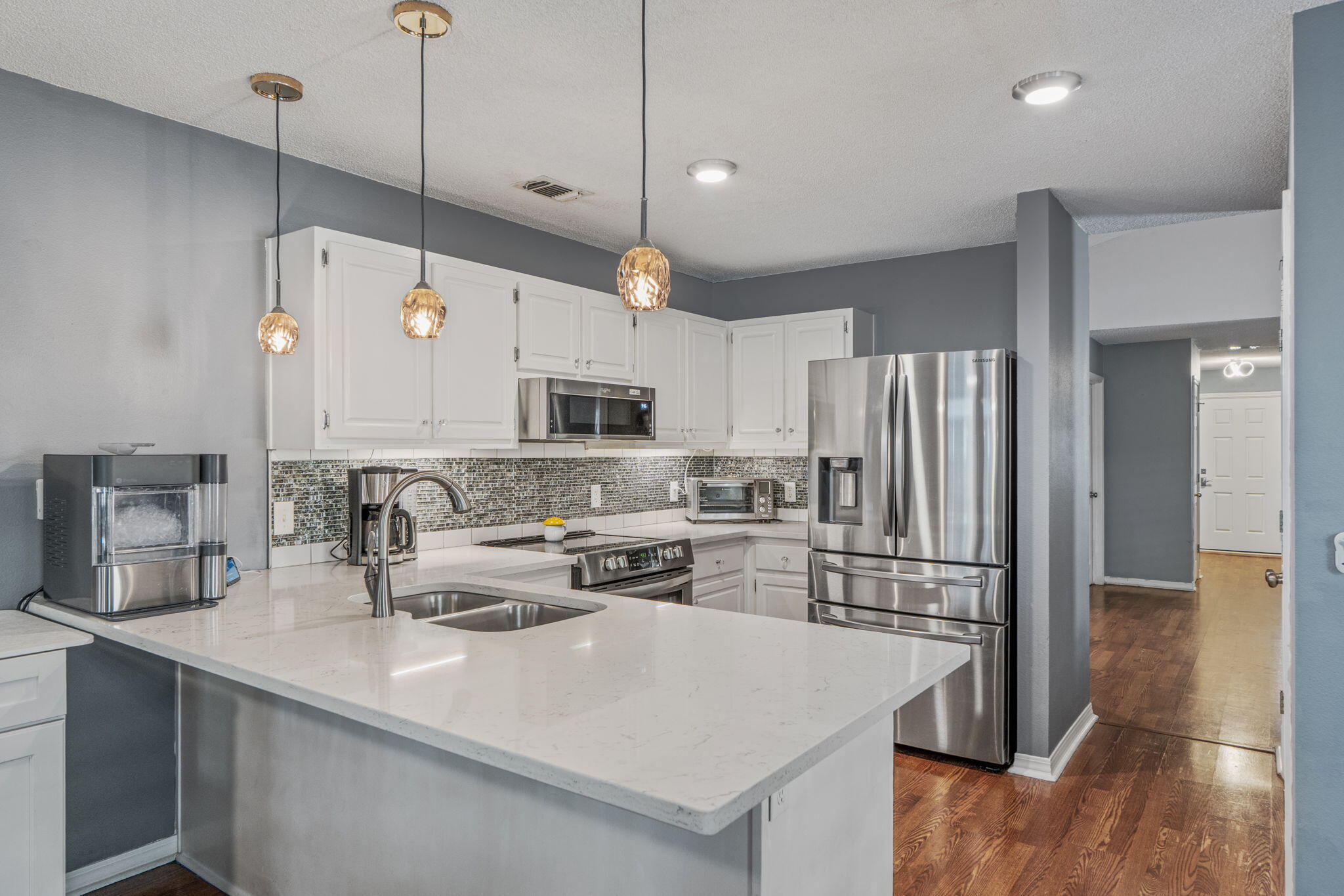 IVALEA GARDENS - Residential