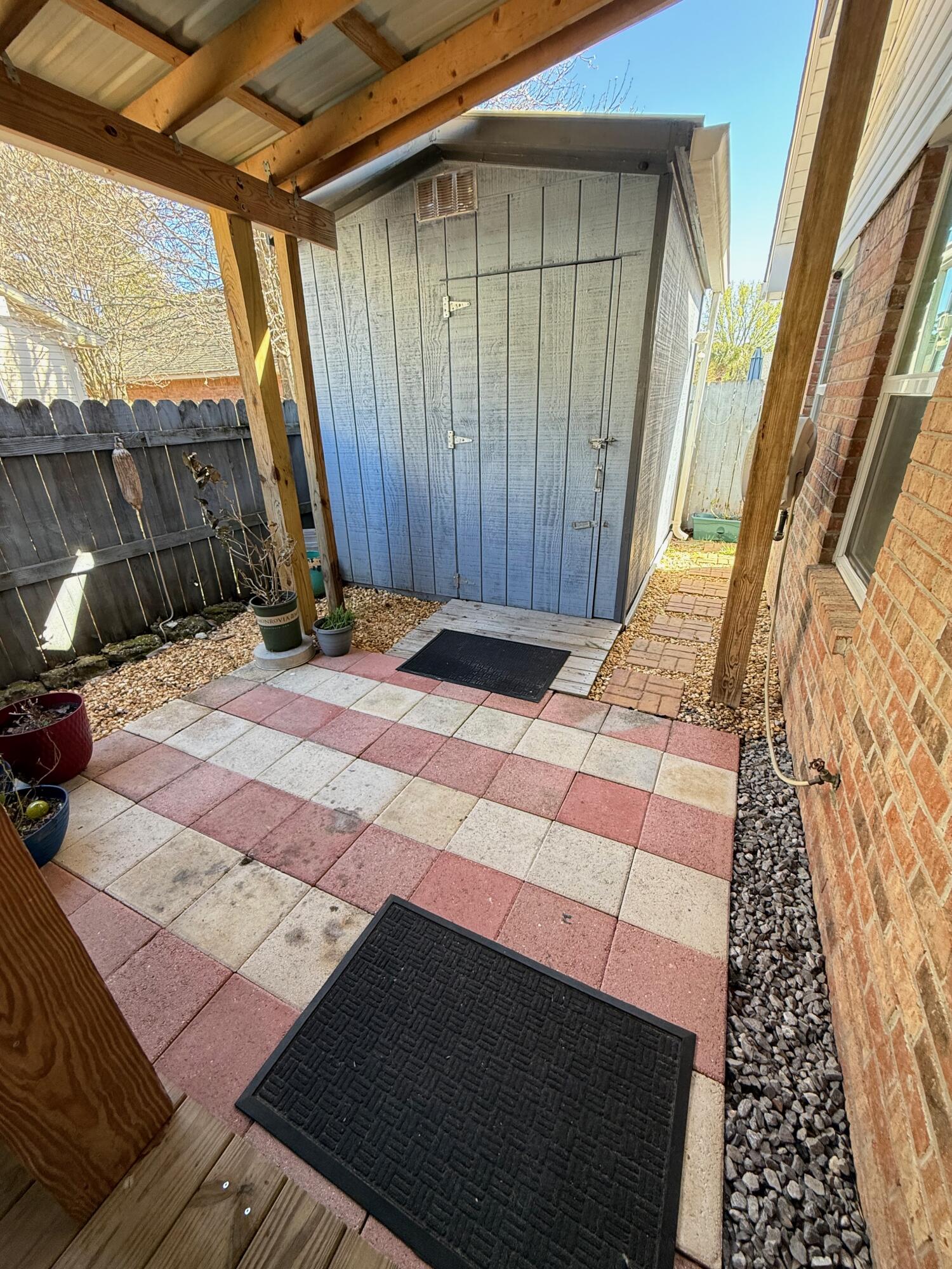 IVALEA GARDENS - Residential