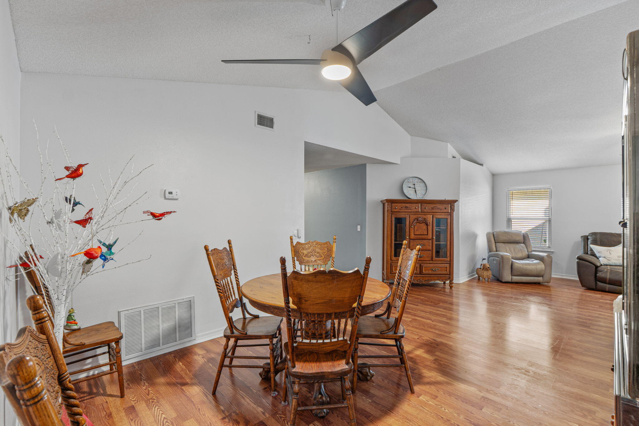 IVALEA GARDENS - Residential