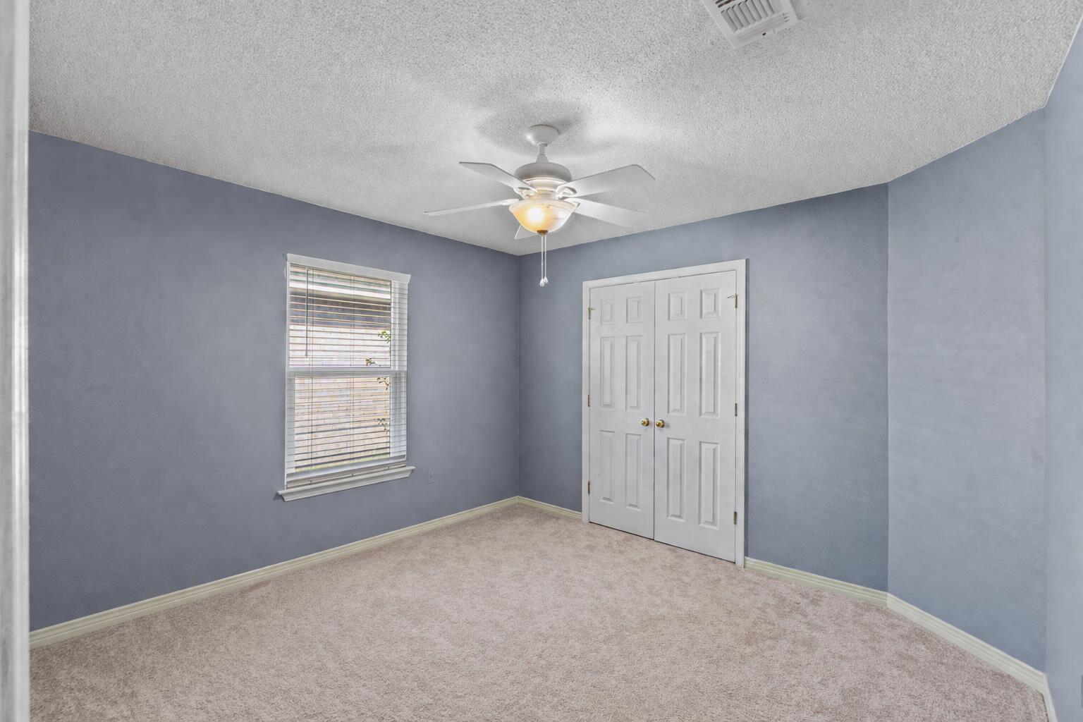 IVALEA GARDENS - Residential