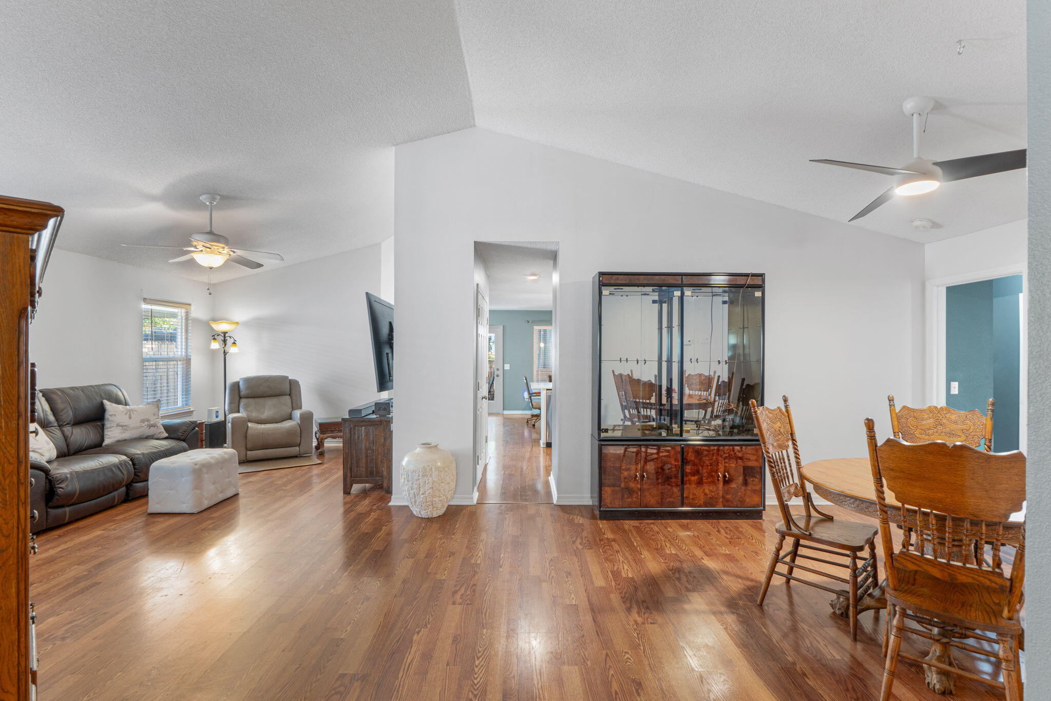 IVALEA GARDENS - Residential