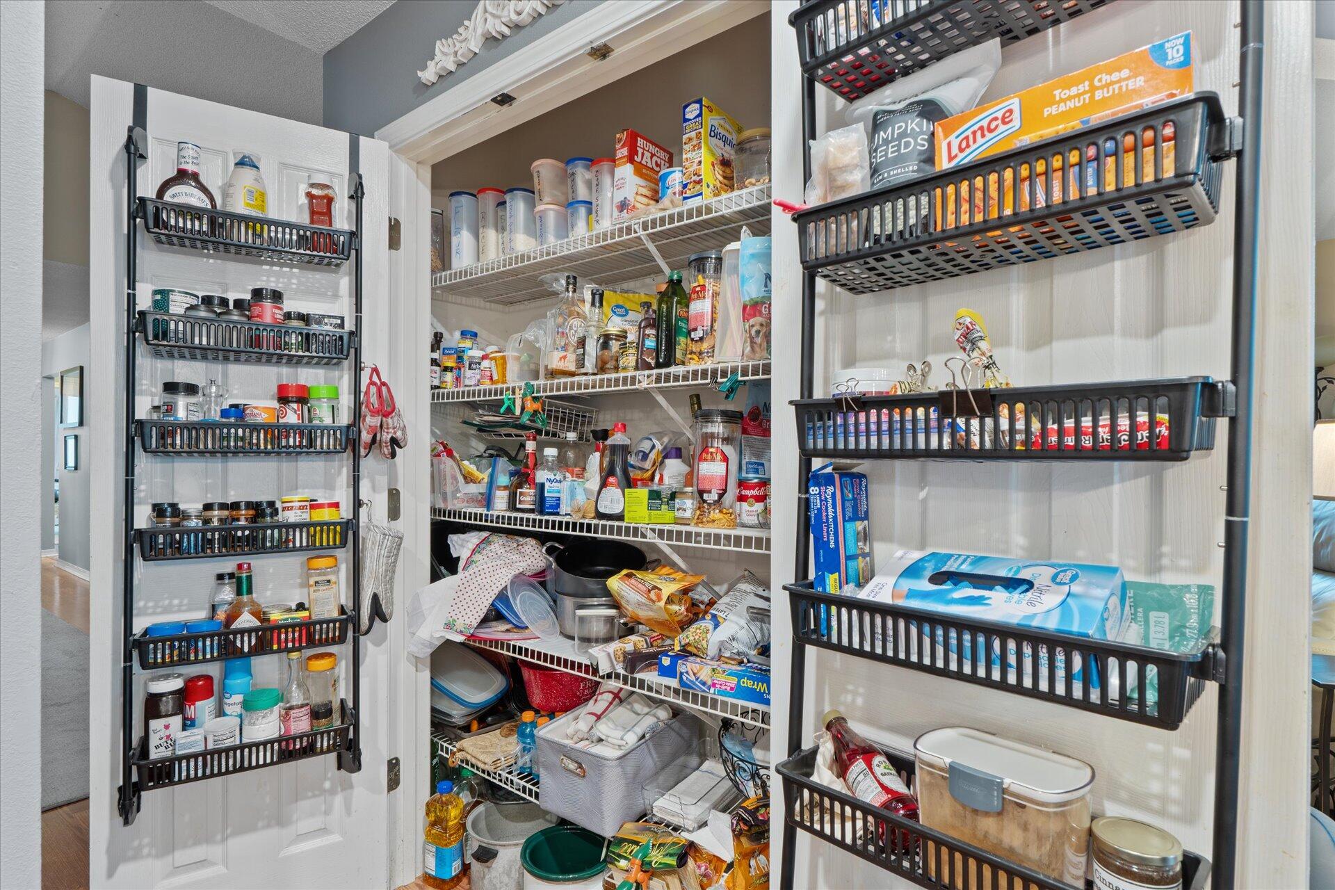 IVALEA GARDENS - Residential