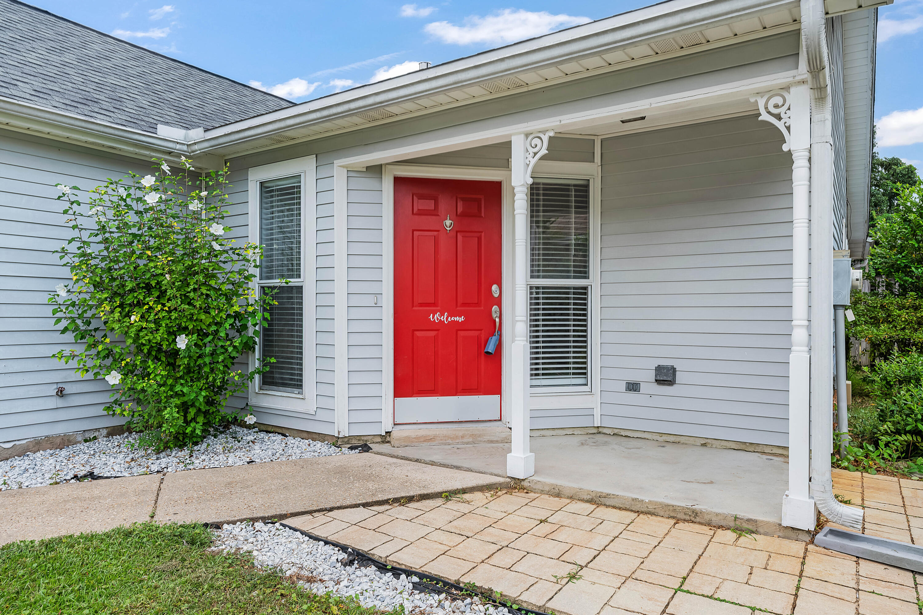 Bluewater Bay community is one of the featured areas of Niceville. This Florida Cottage home in Blue Pine Village is in walking distance to schools, shopping, and restaurants. The by-pass is down the street making easy access to Destin and the white sandy beaches. The front covered porch welcomes you to the home. The living room with fireplace and cathedral ceilings with a beam is a wonderful accent to any home. Easy to clean with all laminated floors and tile in the wet areas. The kitchen features stainless steel appliances with a brand new never used gas stove, dishwasher and hood. A fantastic screened porch it just off the kitchen to enjoy Florida weather all year. Items of importance is roof 2018, HVAC 2021, and water heater in 2019. New lighting has been installed throughout