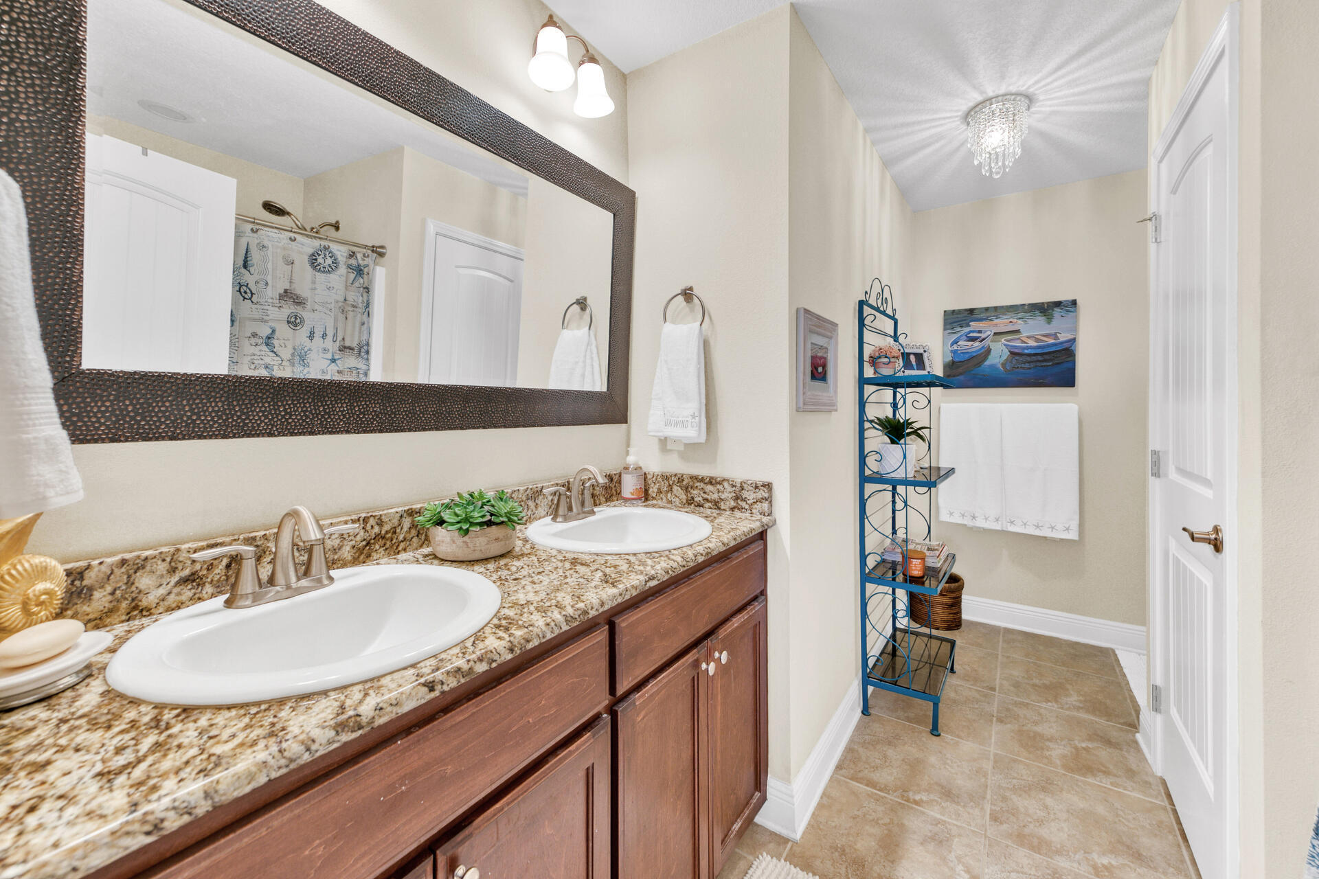 EAGLE BAY - Residential