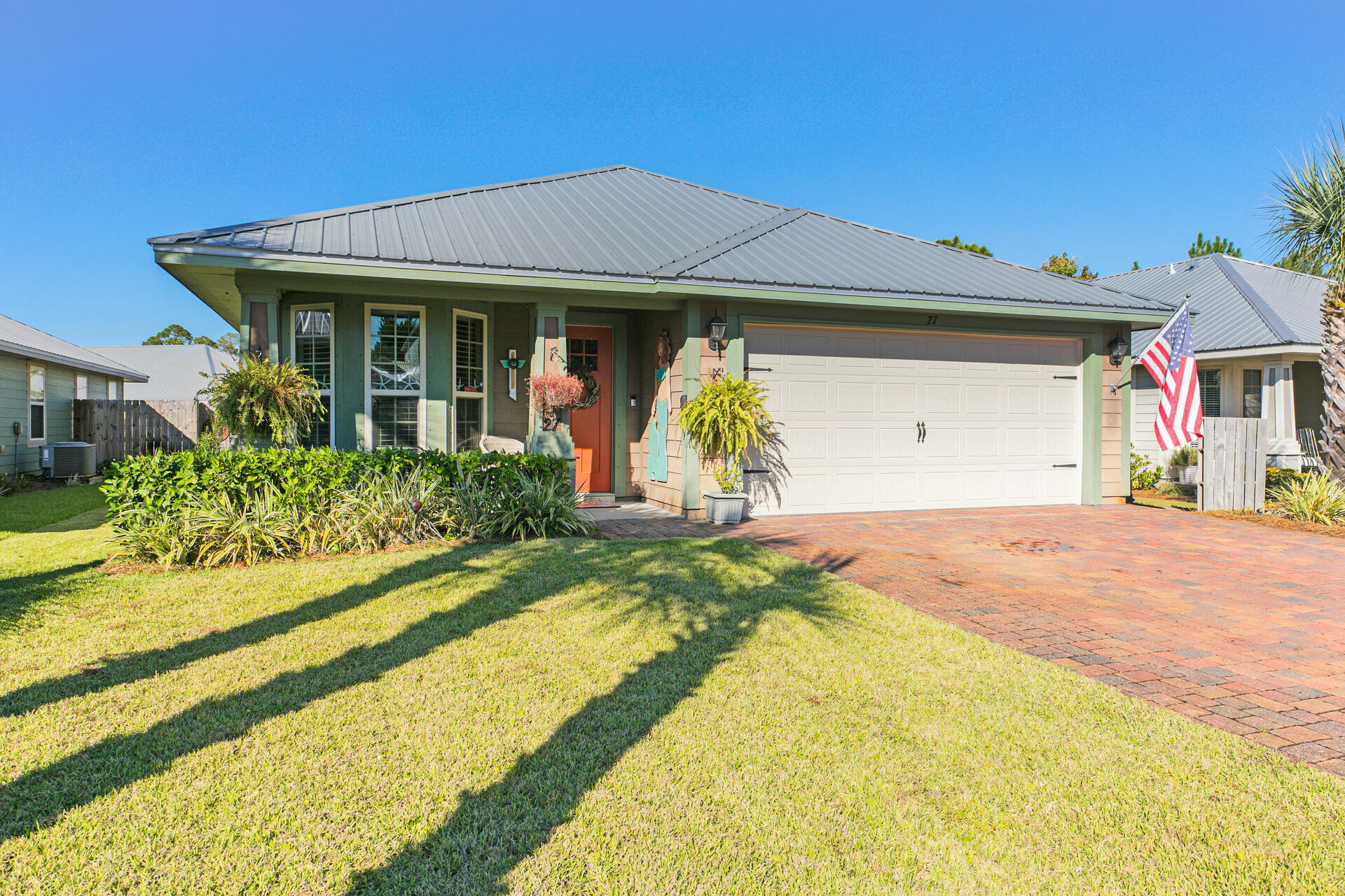 EAGLE BAY - Residential