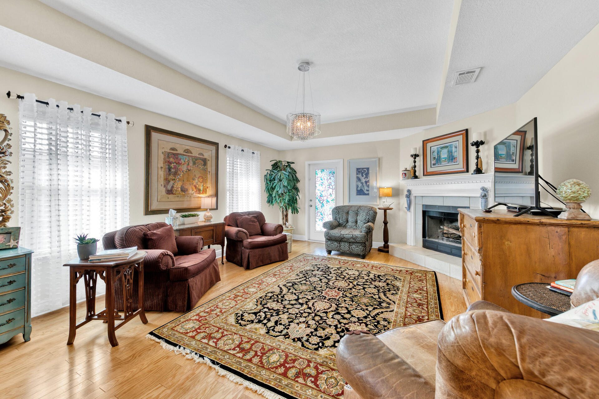 EAGLE BAY - Residential