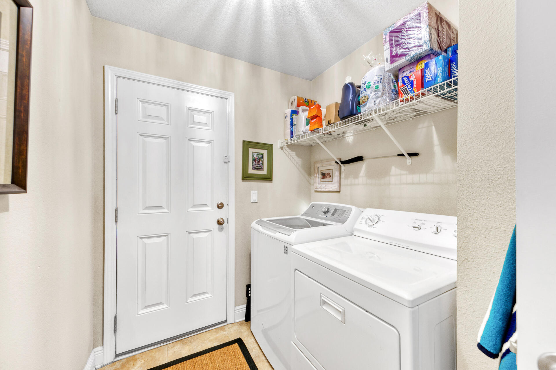 EAGLE BAY - Residential