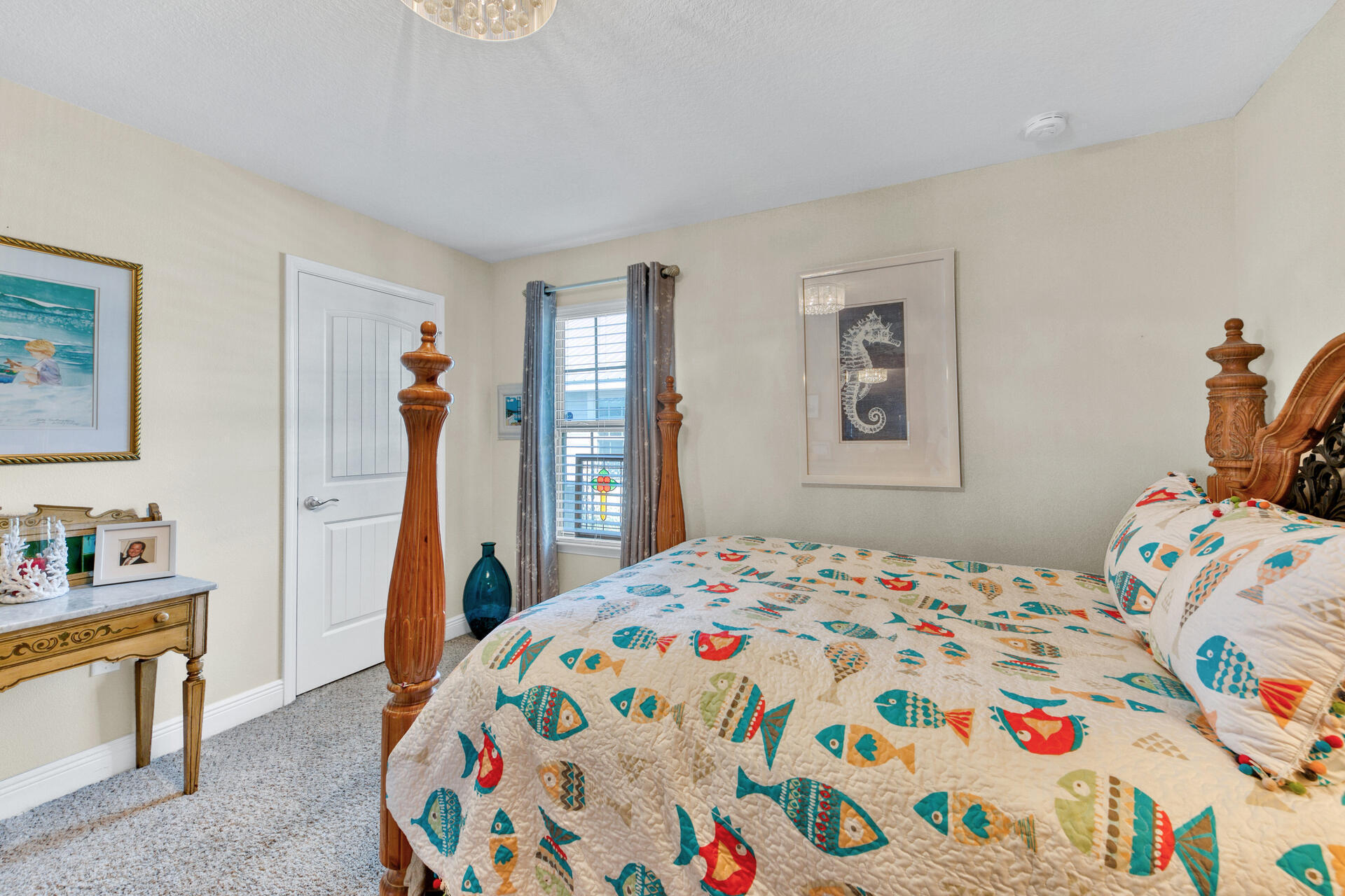 EAGLE BAY - Residential