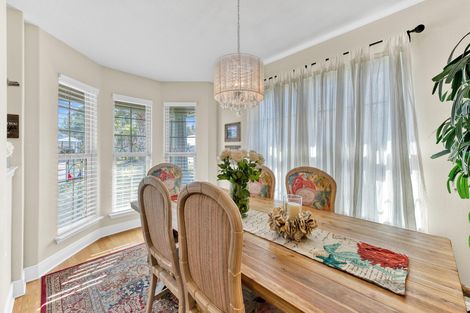 EAGLE BAY - Residential