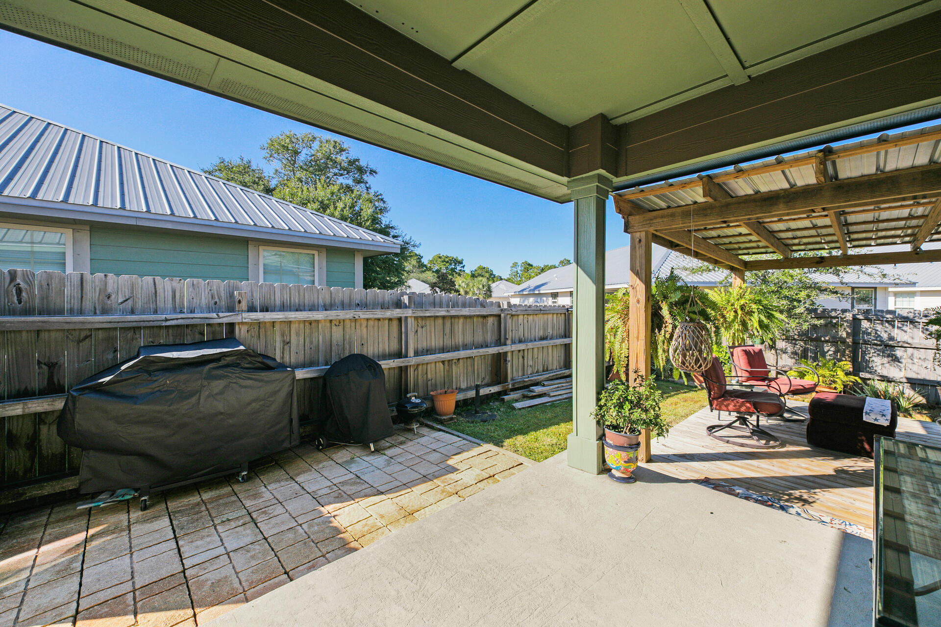 EAGLE BAY - Residential