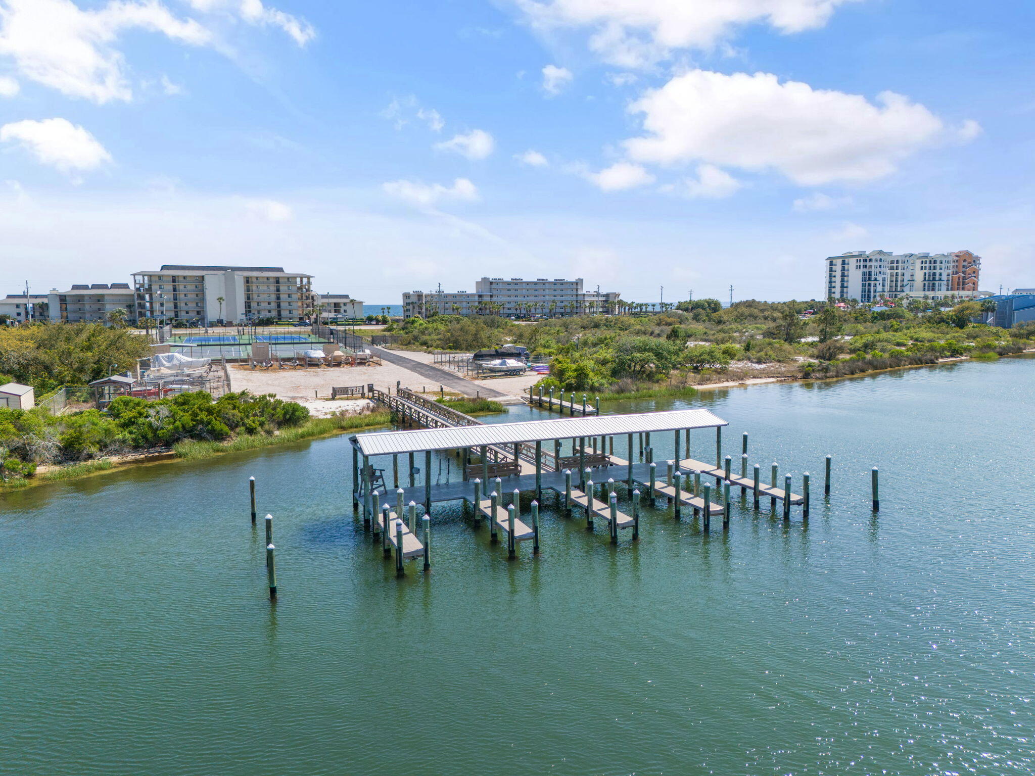 SEAFARER CONDO - Residential