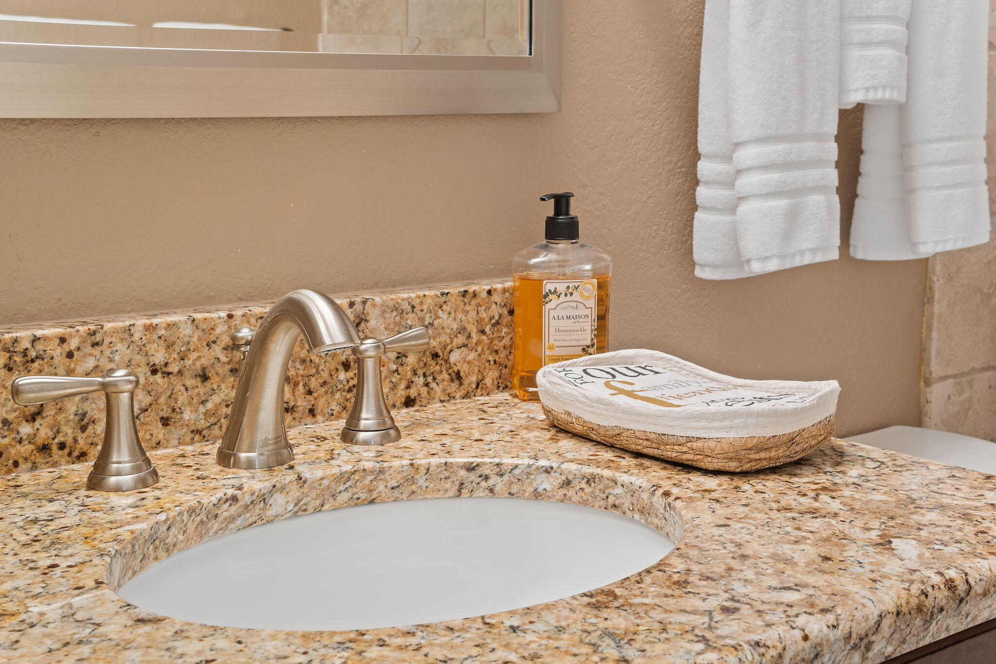 SEAFARER CONDO - Residential