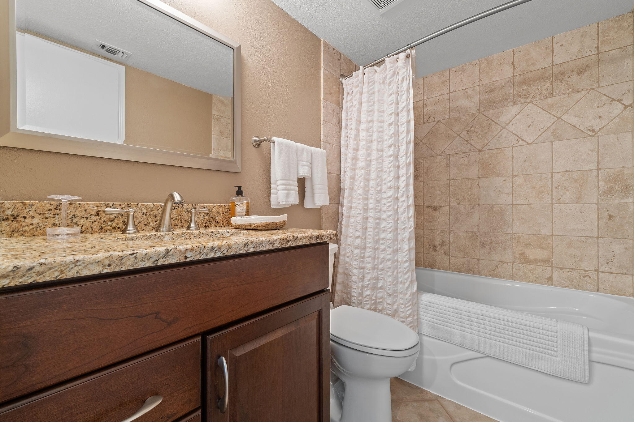 SEAFARER CONDO - Residential