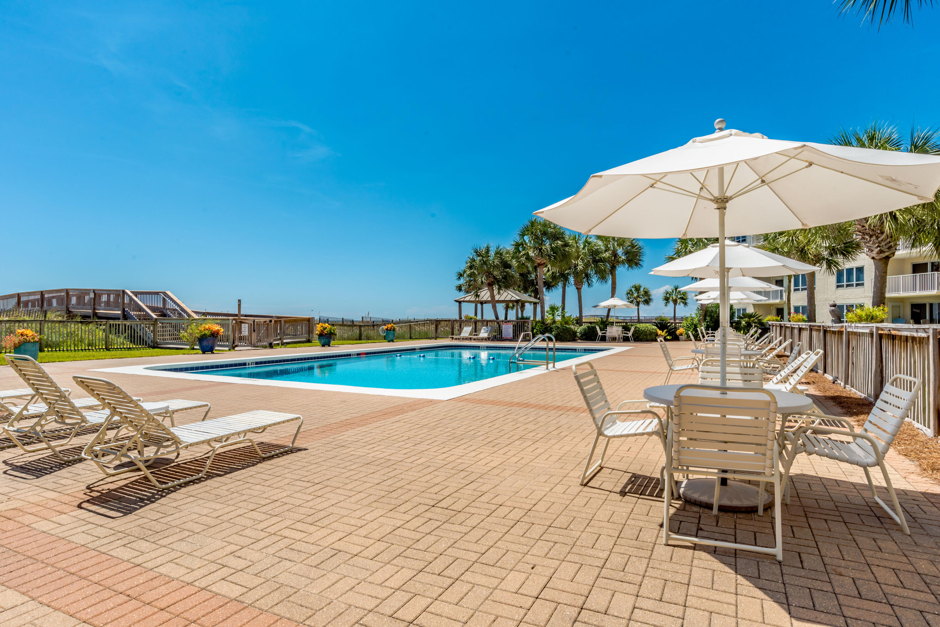 SEAFARER CONDO - Residential