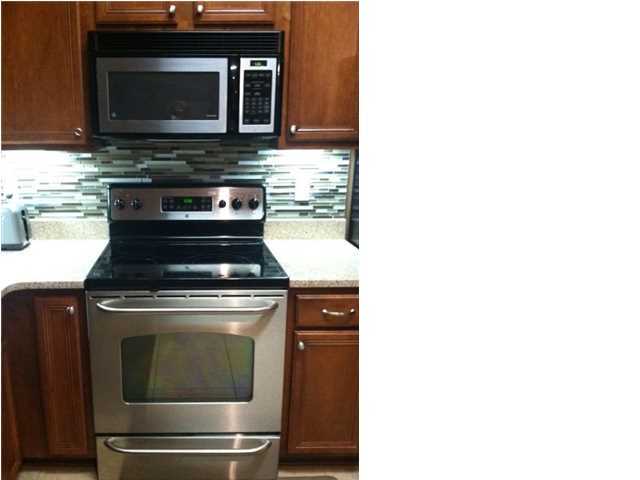 EAGLE BAY - Residential Lease