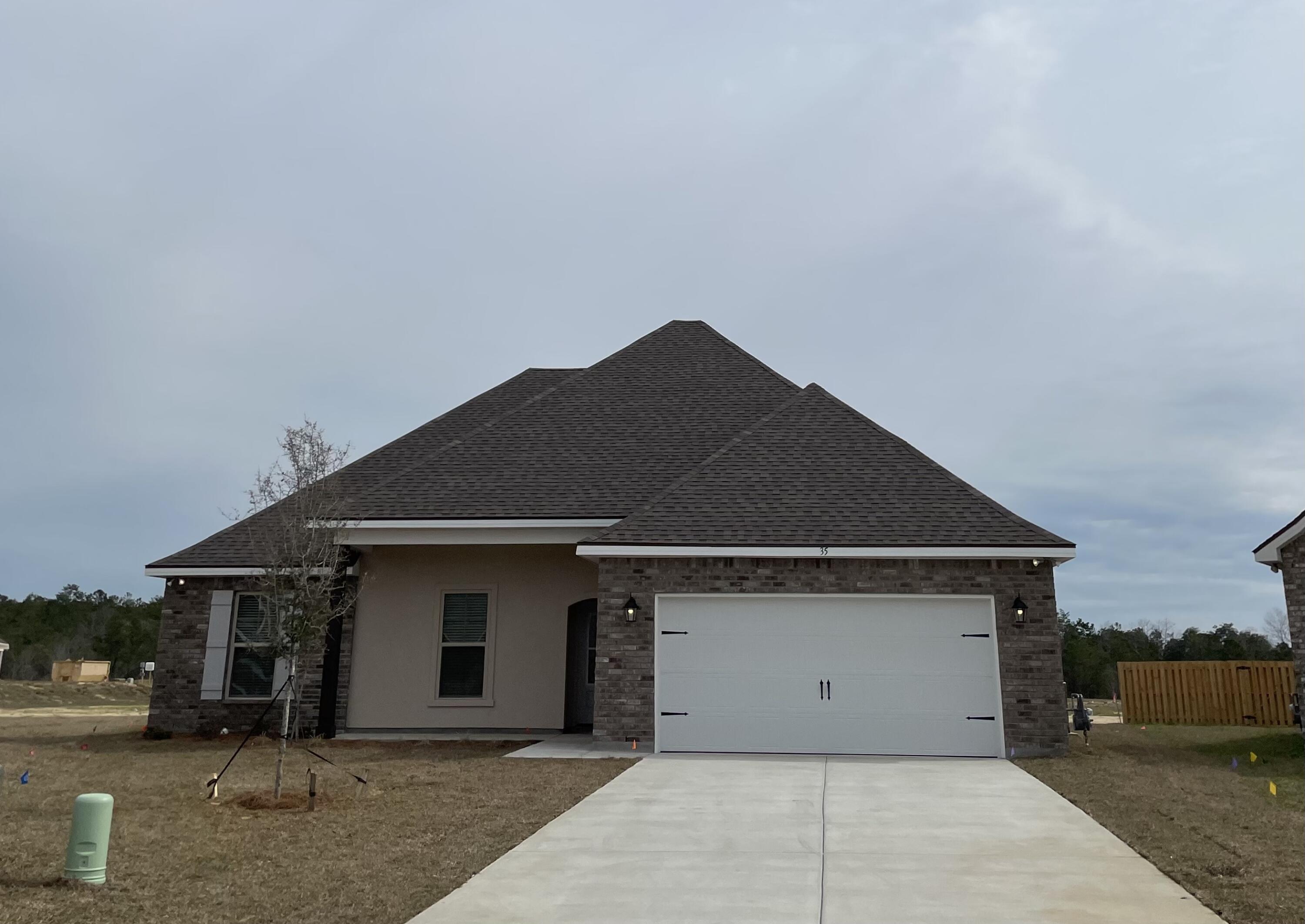 THE BLUFFS AT LAFAYETTE - Residential