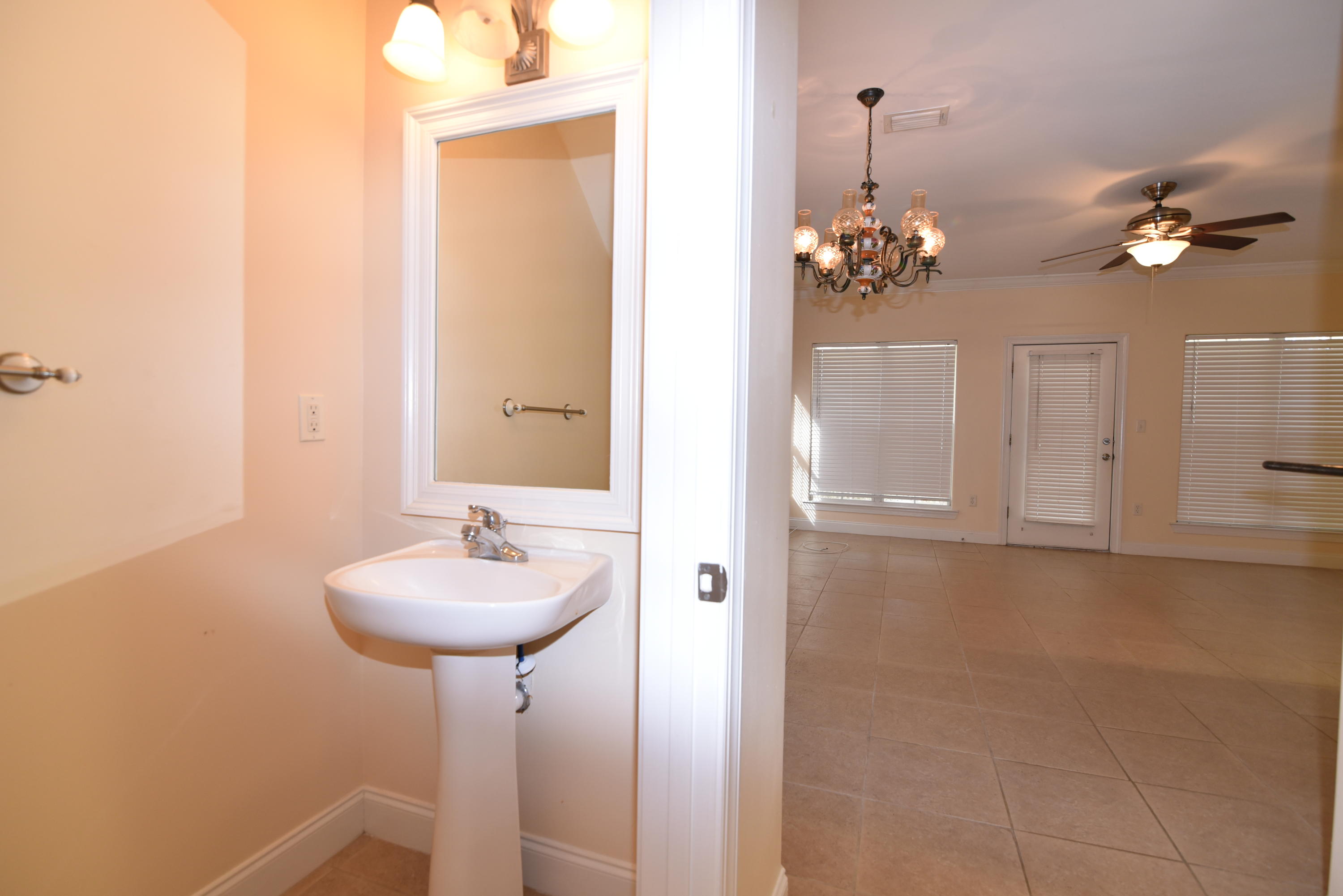 OLD BAY VILLAGE TOWNHOMES - Residential Lease