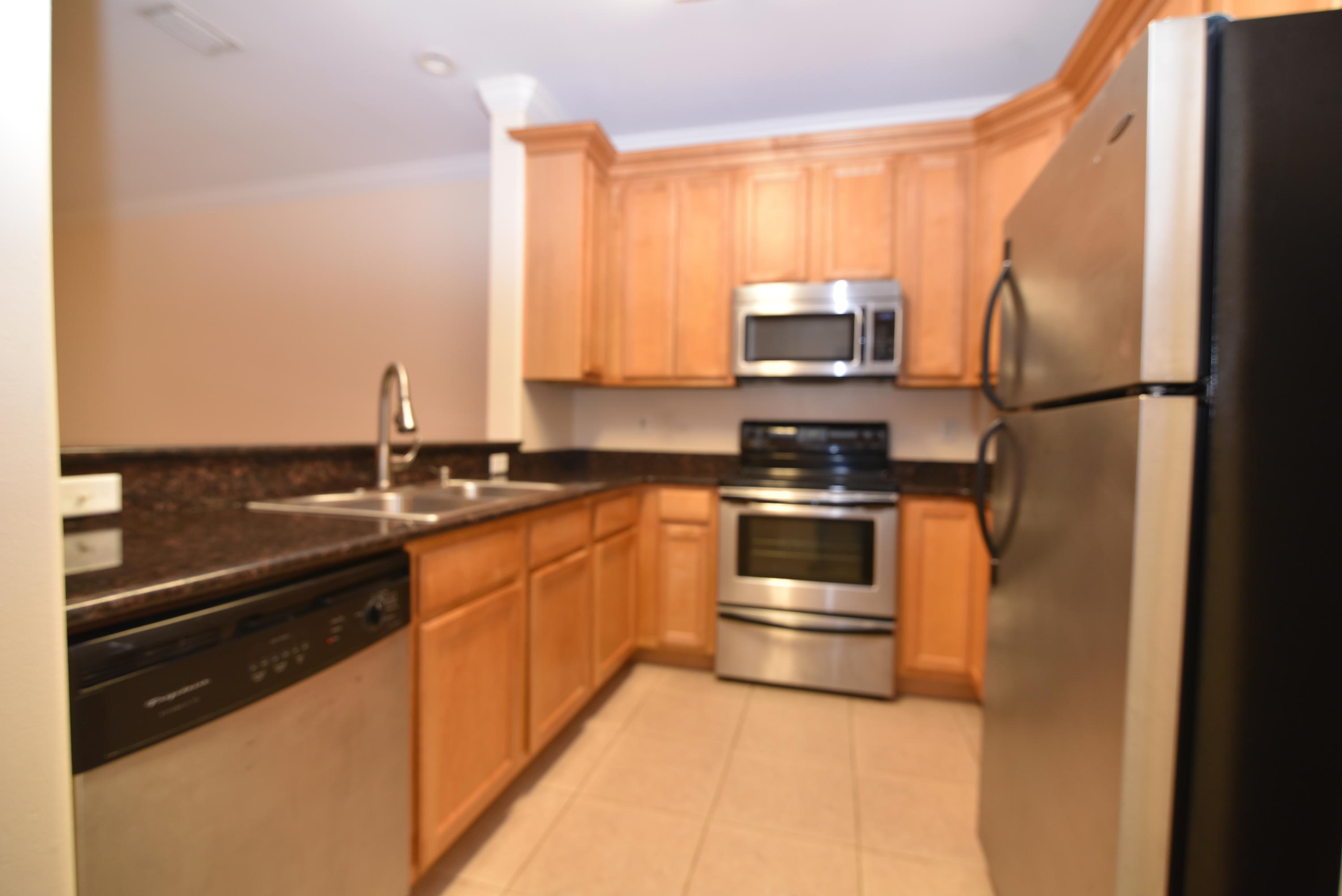 OLD BAY VILLAGE TOWNHOMES - Residential Lease