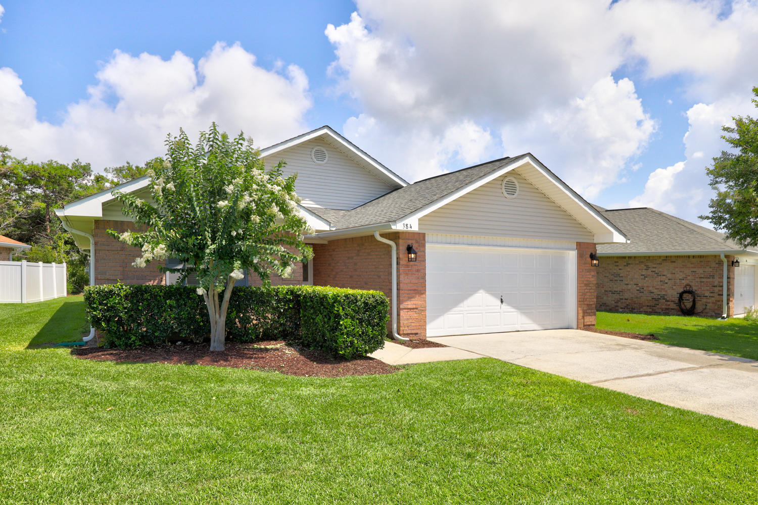 PARADISE RETREAT - Residential